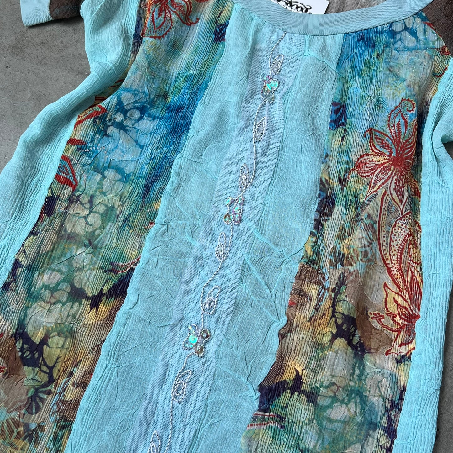 Vintage Design Top