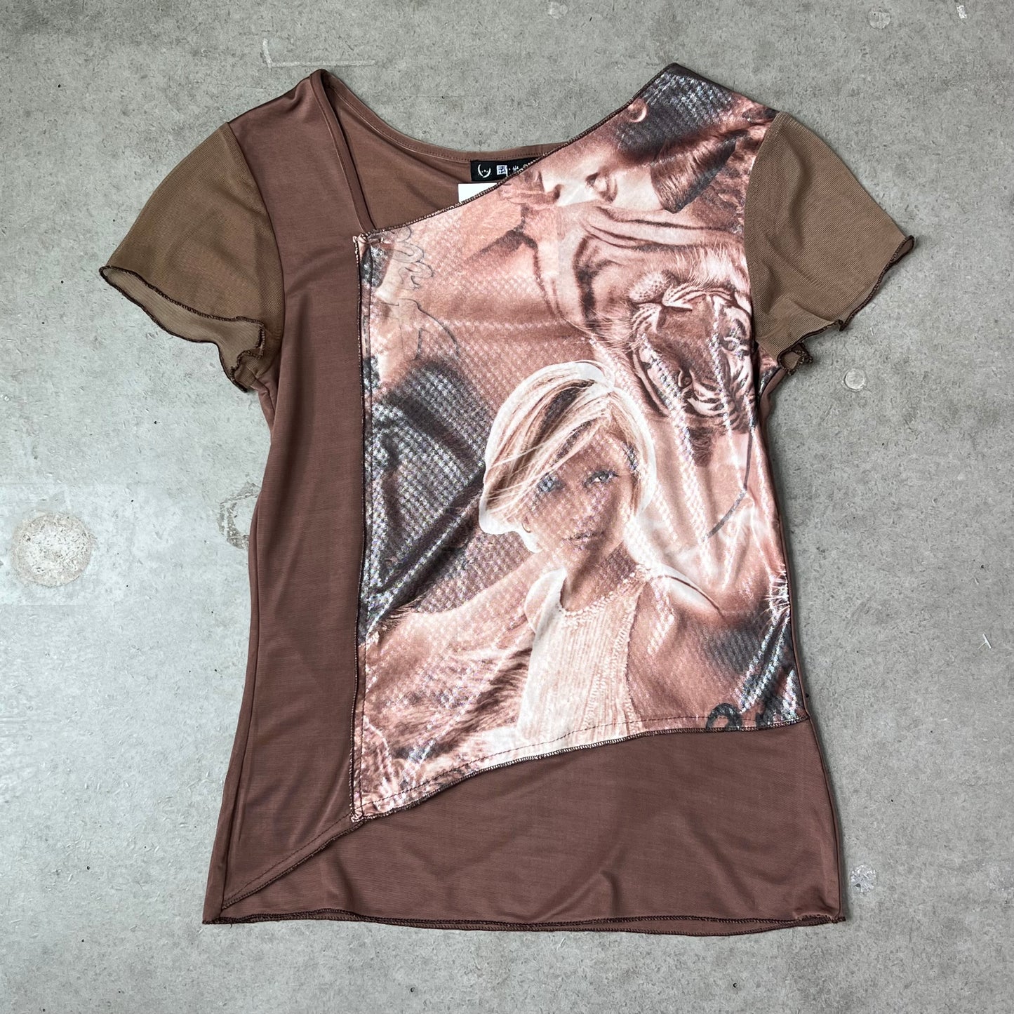 Vintage Design Top