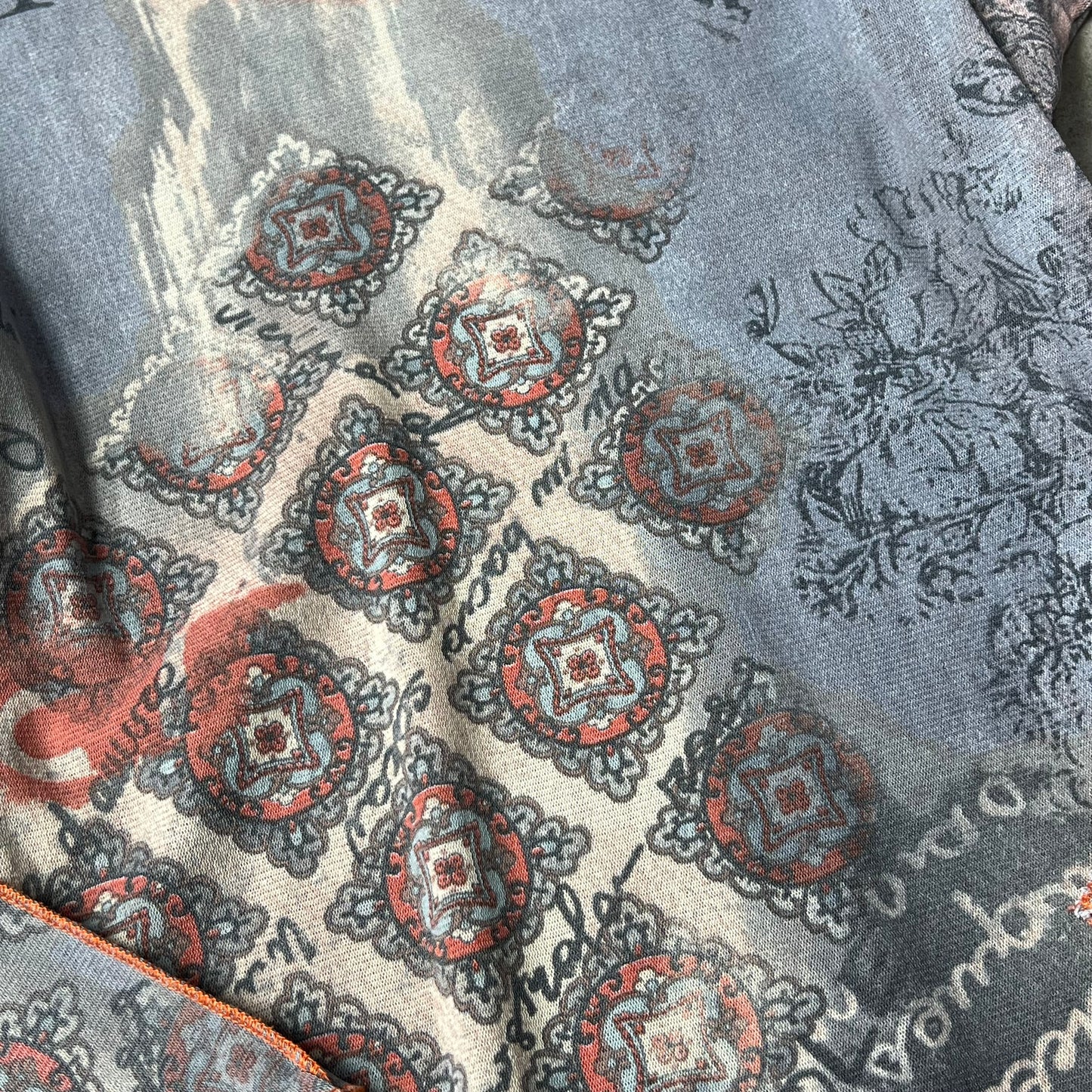 Vintage Design Top