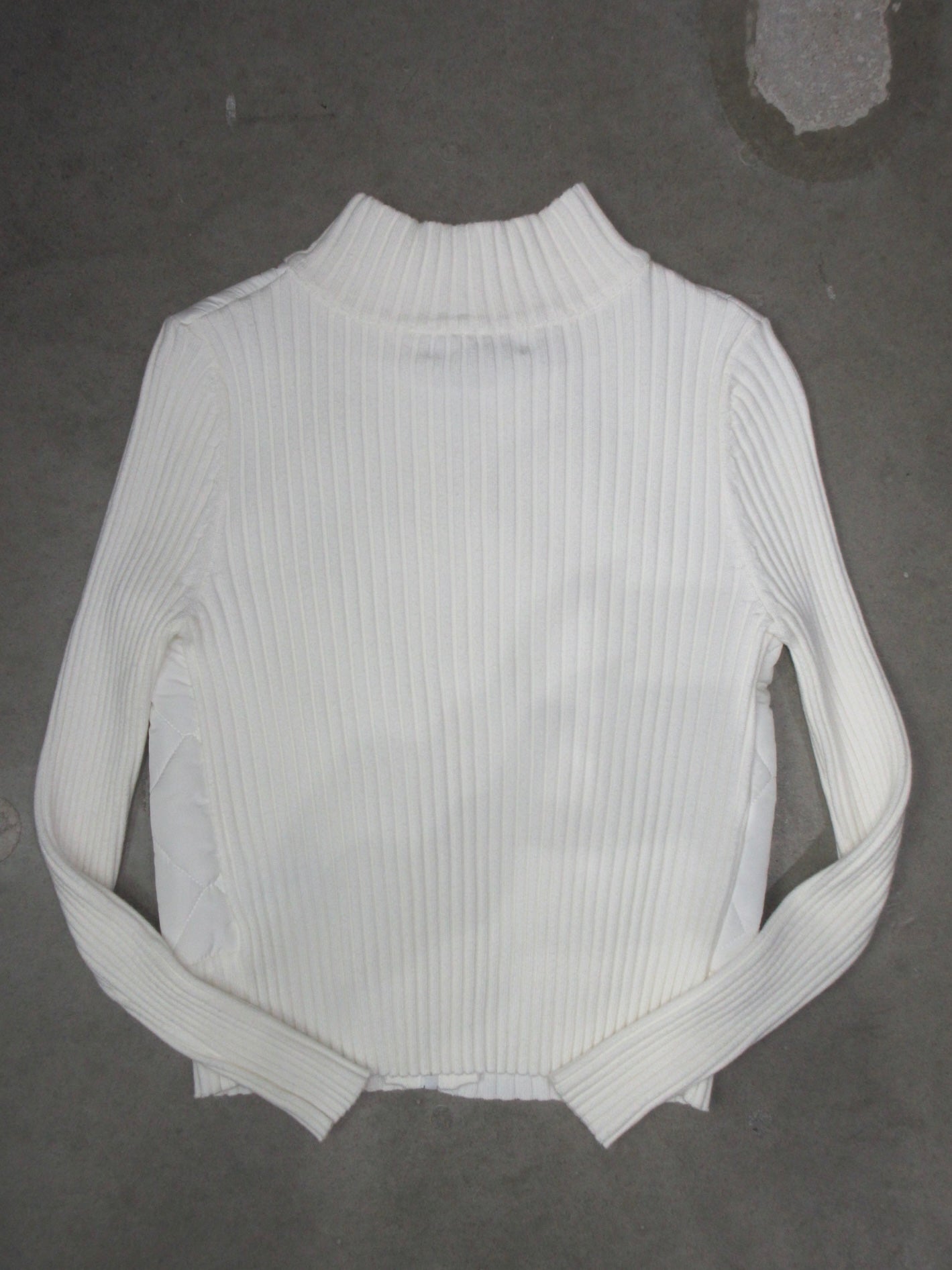 Vintage Design Zip Top