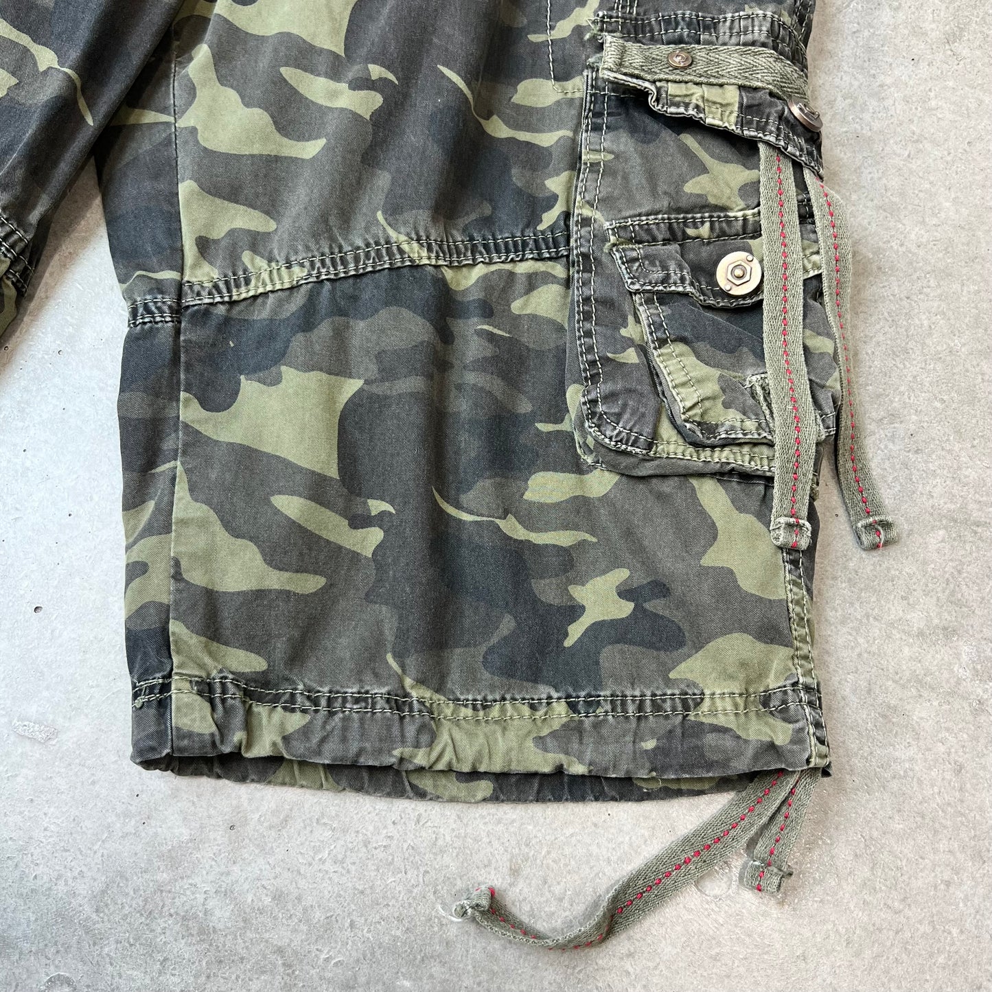 Vintage Design Shorts