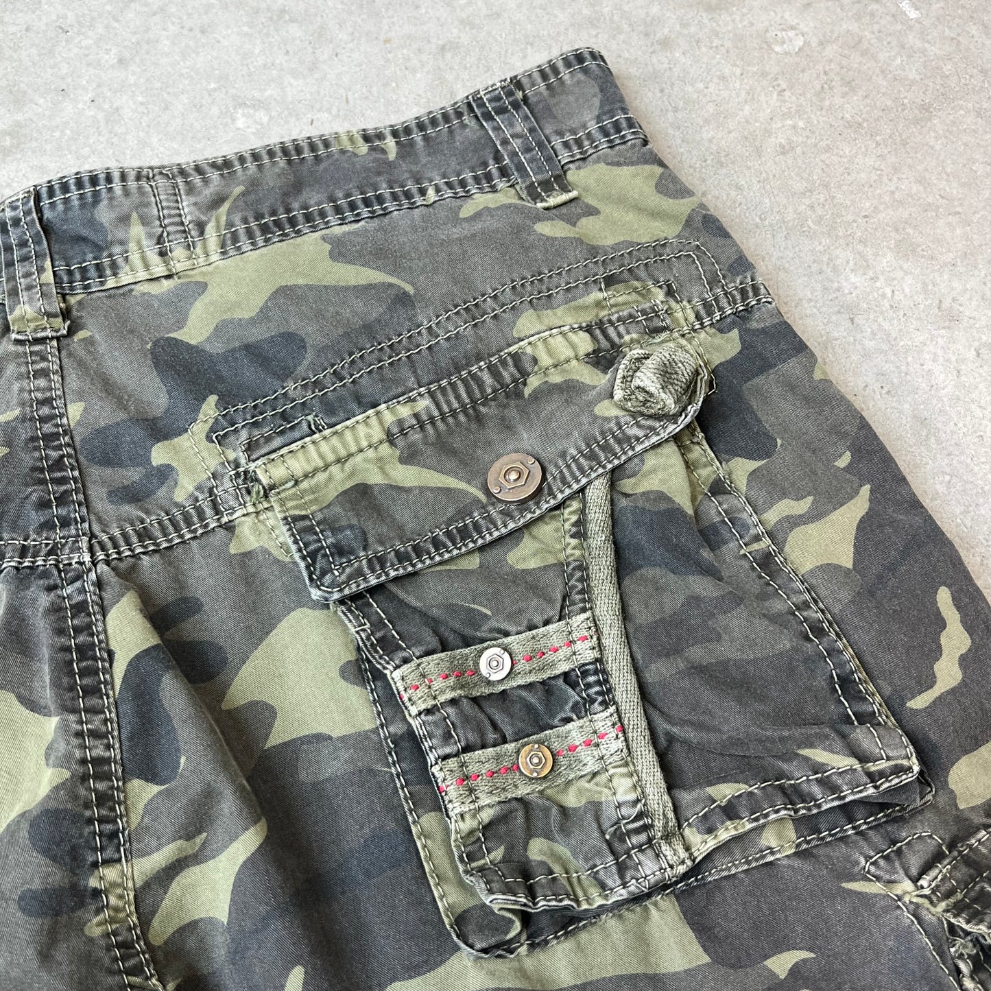 Vintage Design Shorts