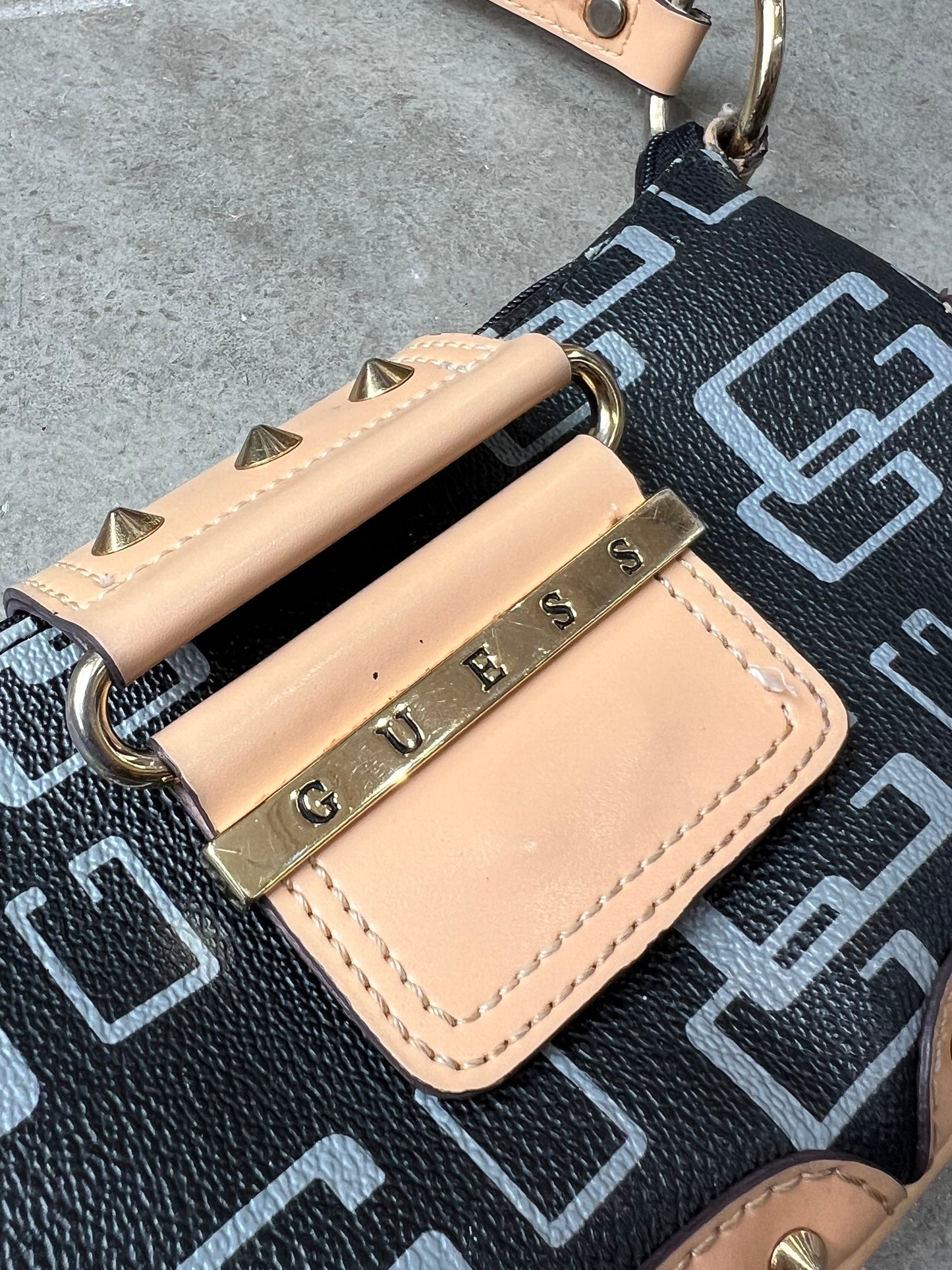 Guess Vintage Design Bag