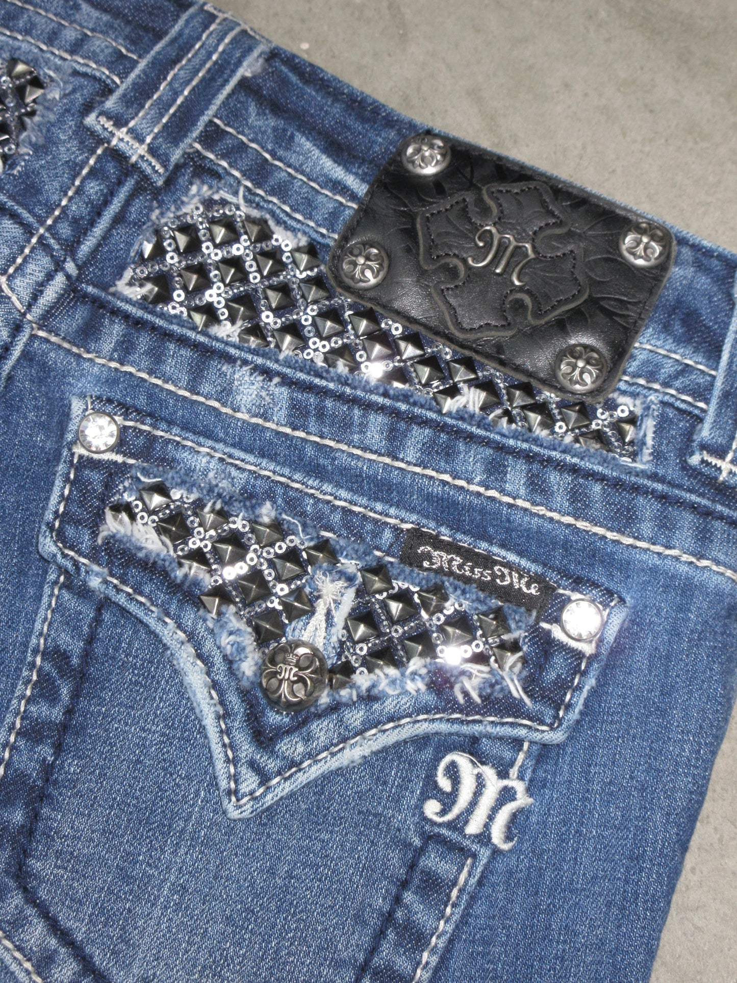 MissMe Vintage Design Capri Pants