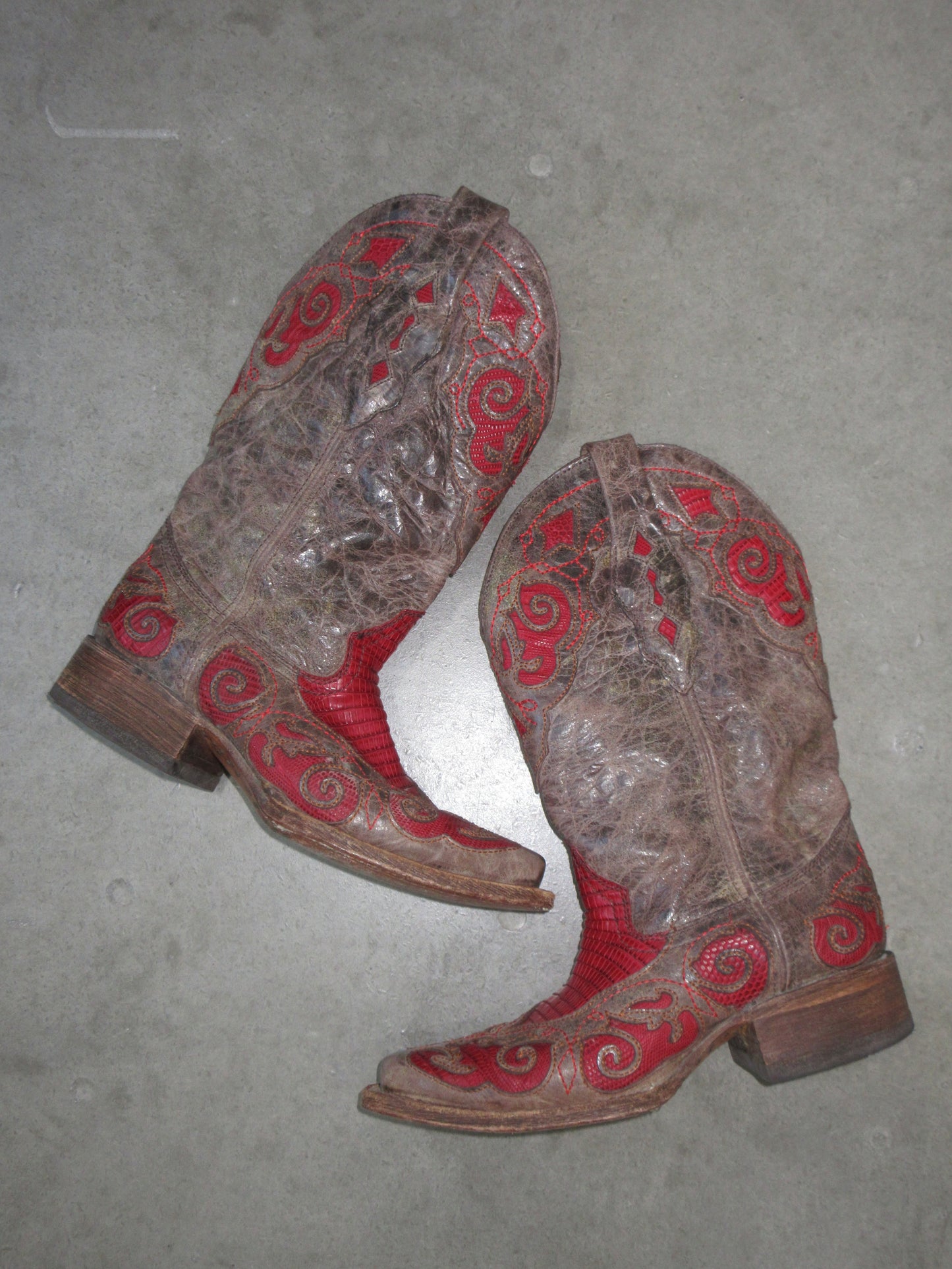 Vintage Design Western Boots