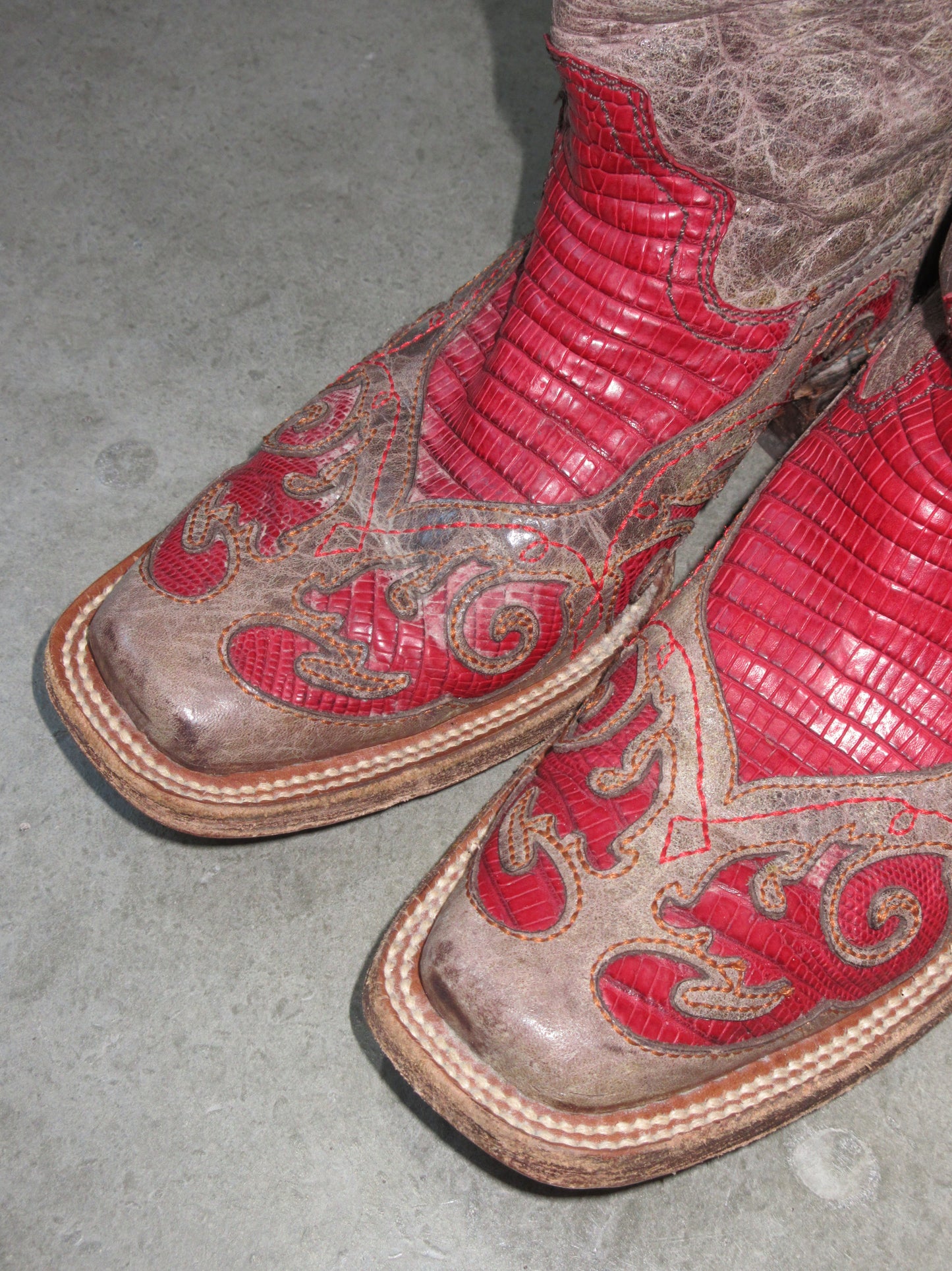 Vintage Design Western Boots