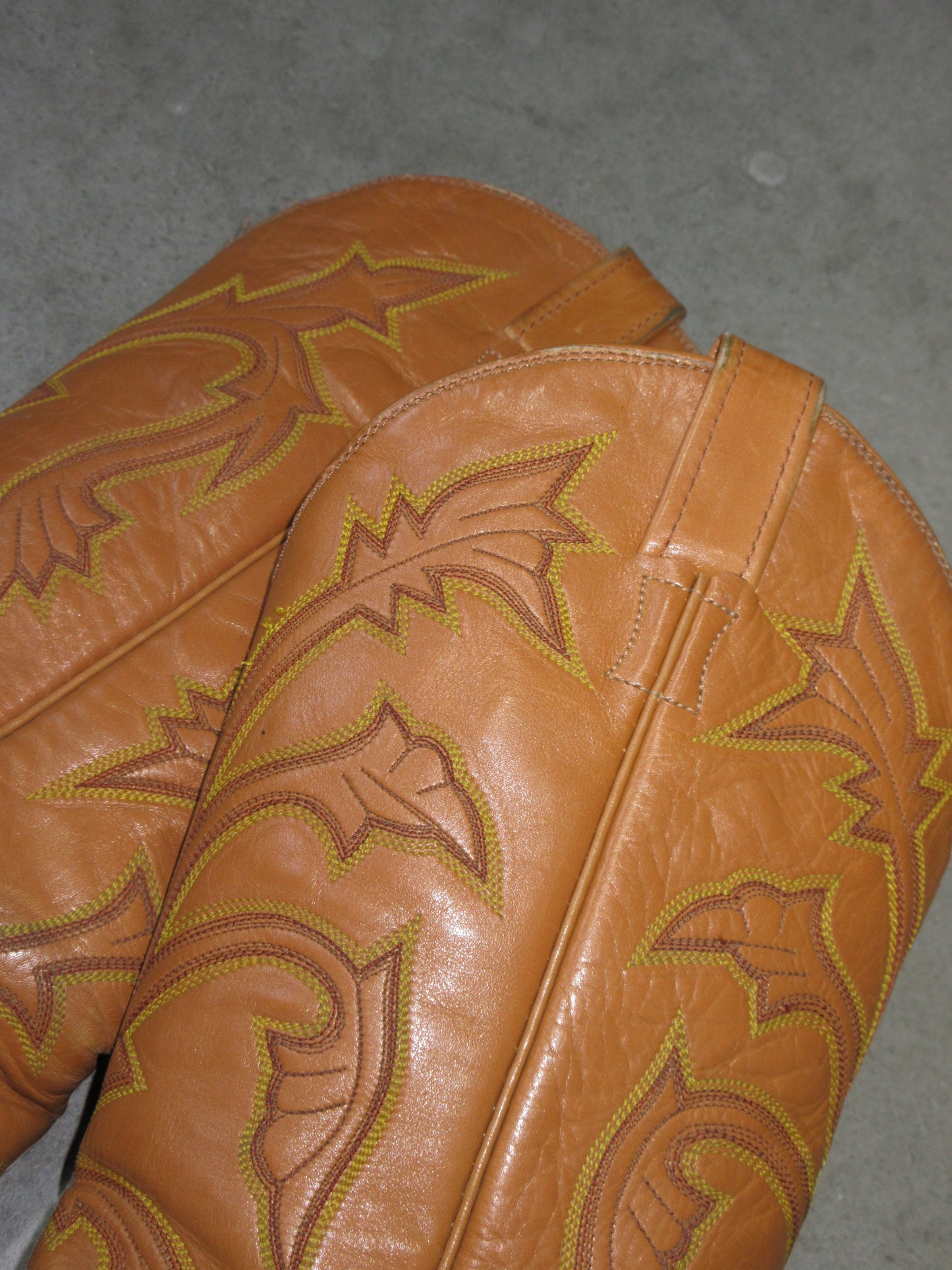 Vintage Design Western Boots