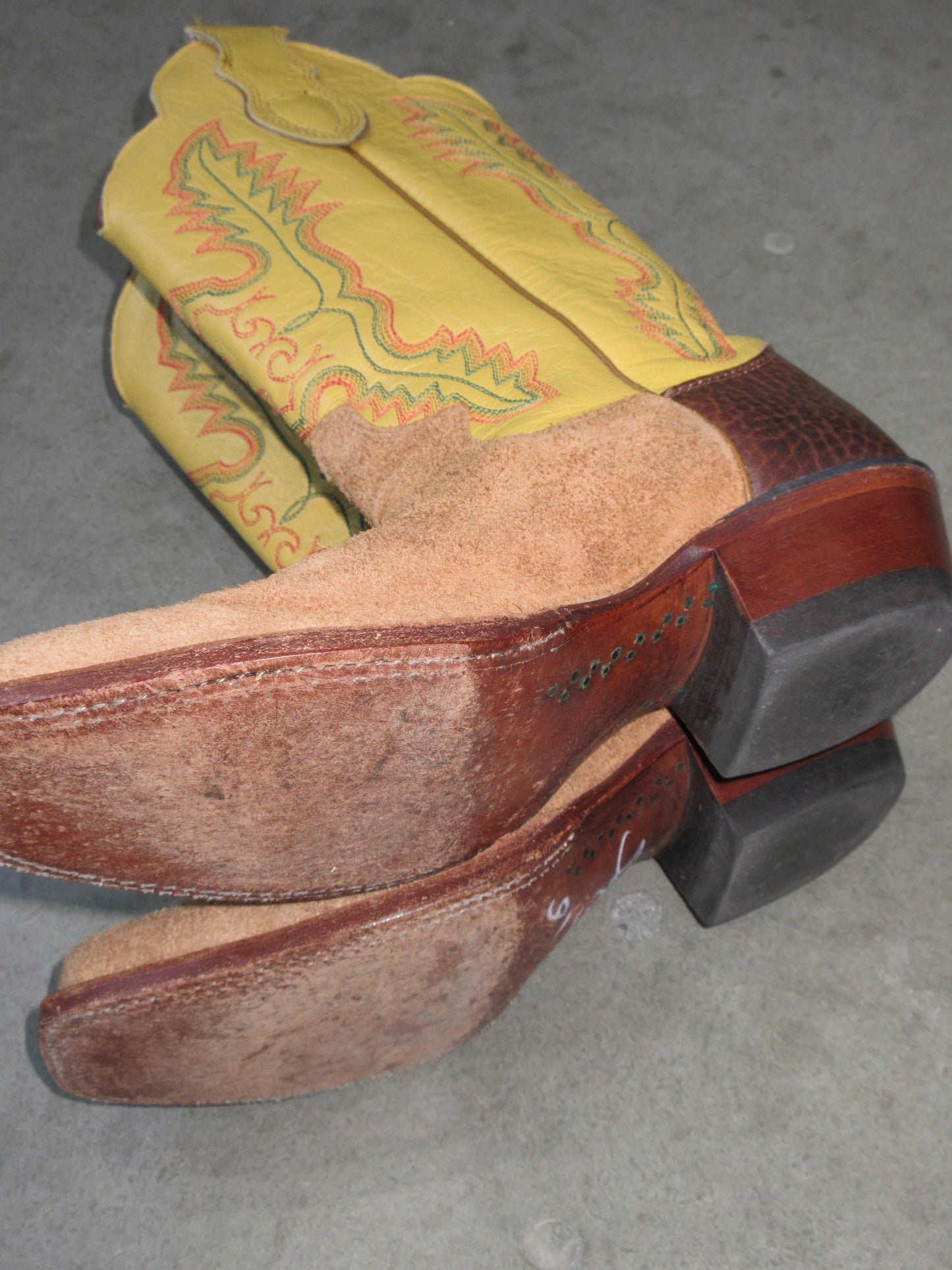 Vintage Design Western Boots