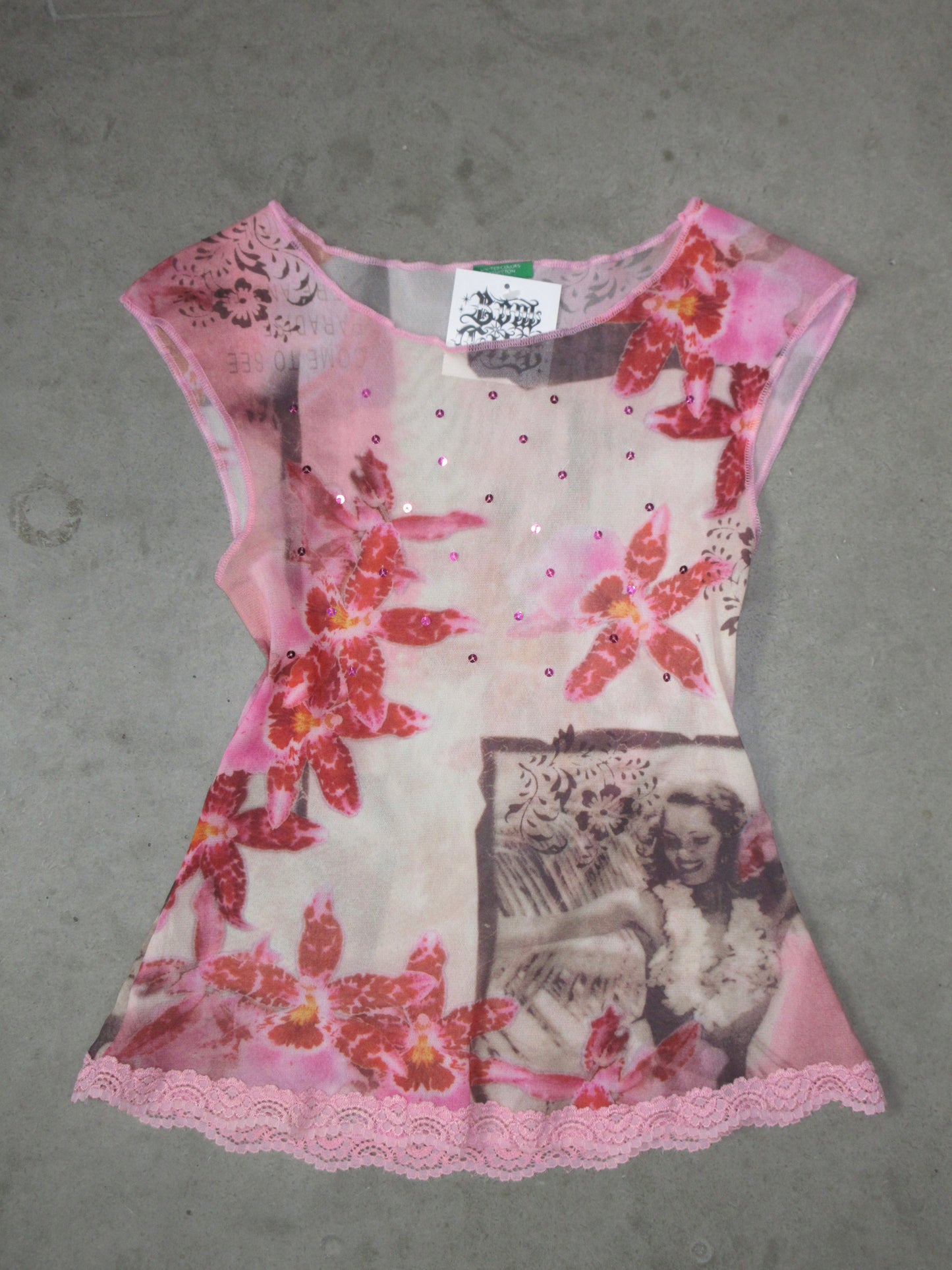 Vintage Design Top
