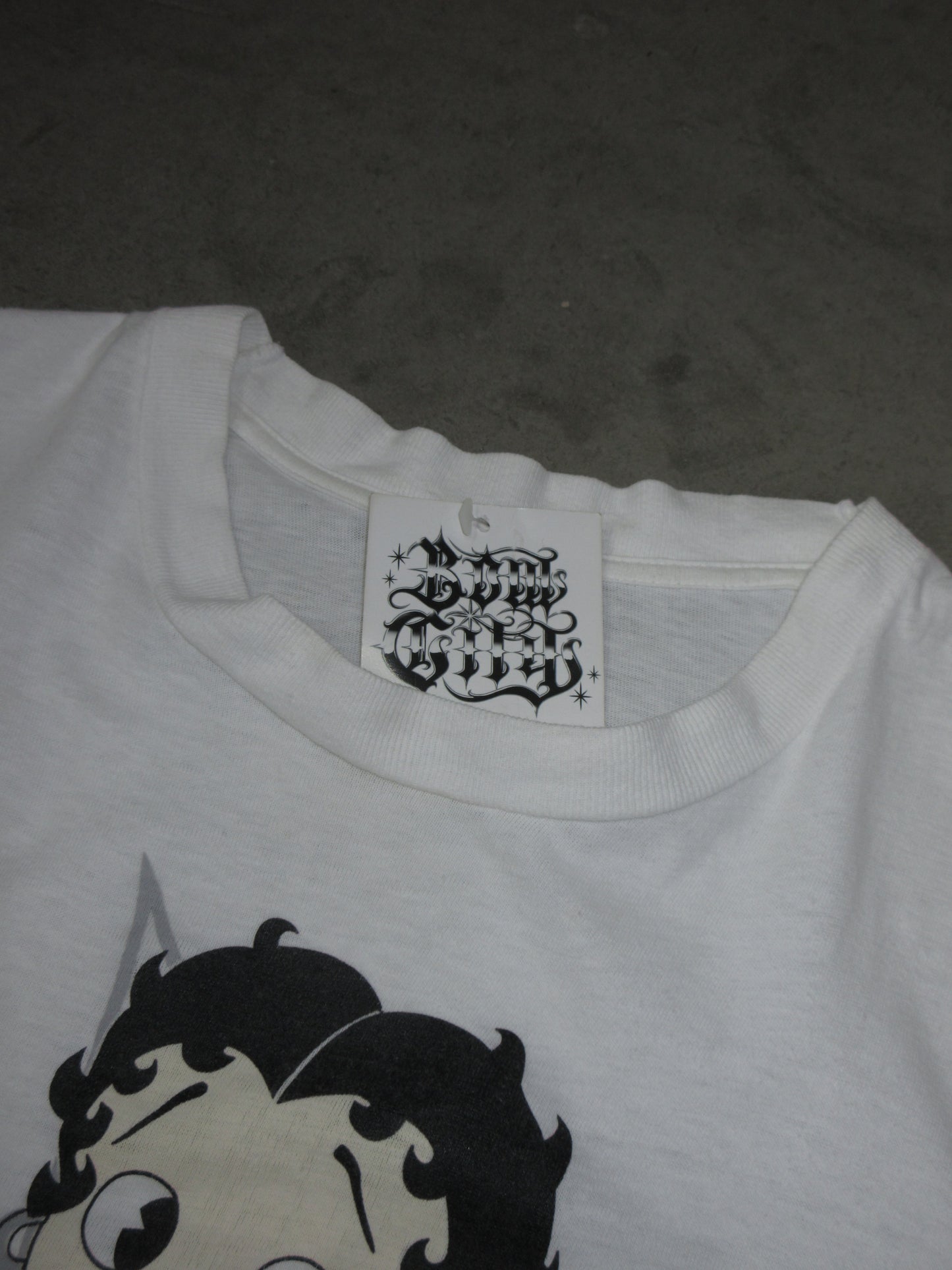 Vintage Design T-shirt