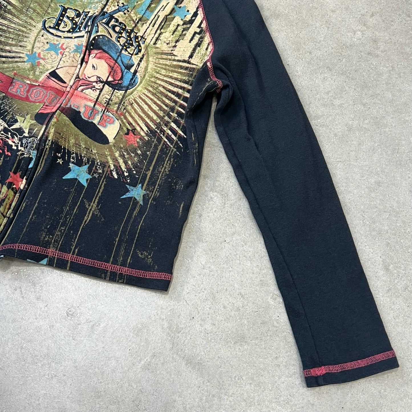 Vintage Design Zip Top