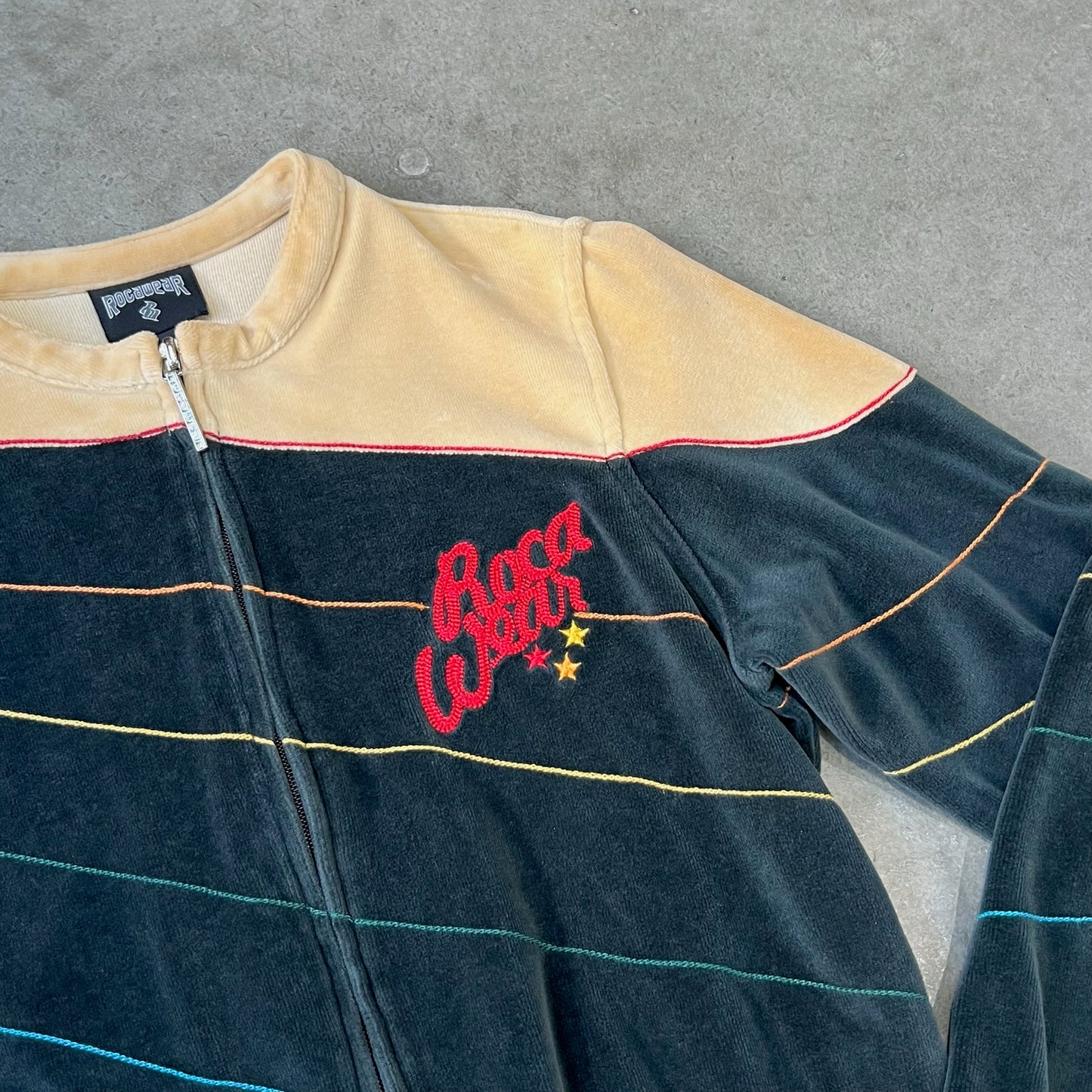 Vintage Design Zip Top