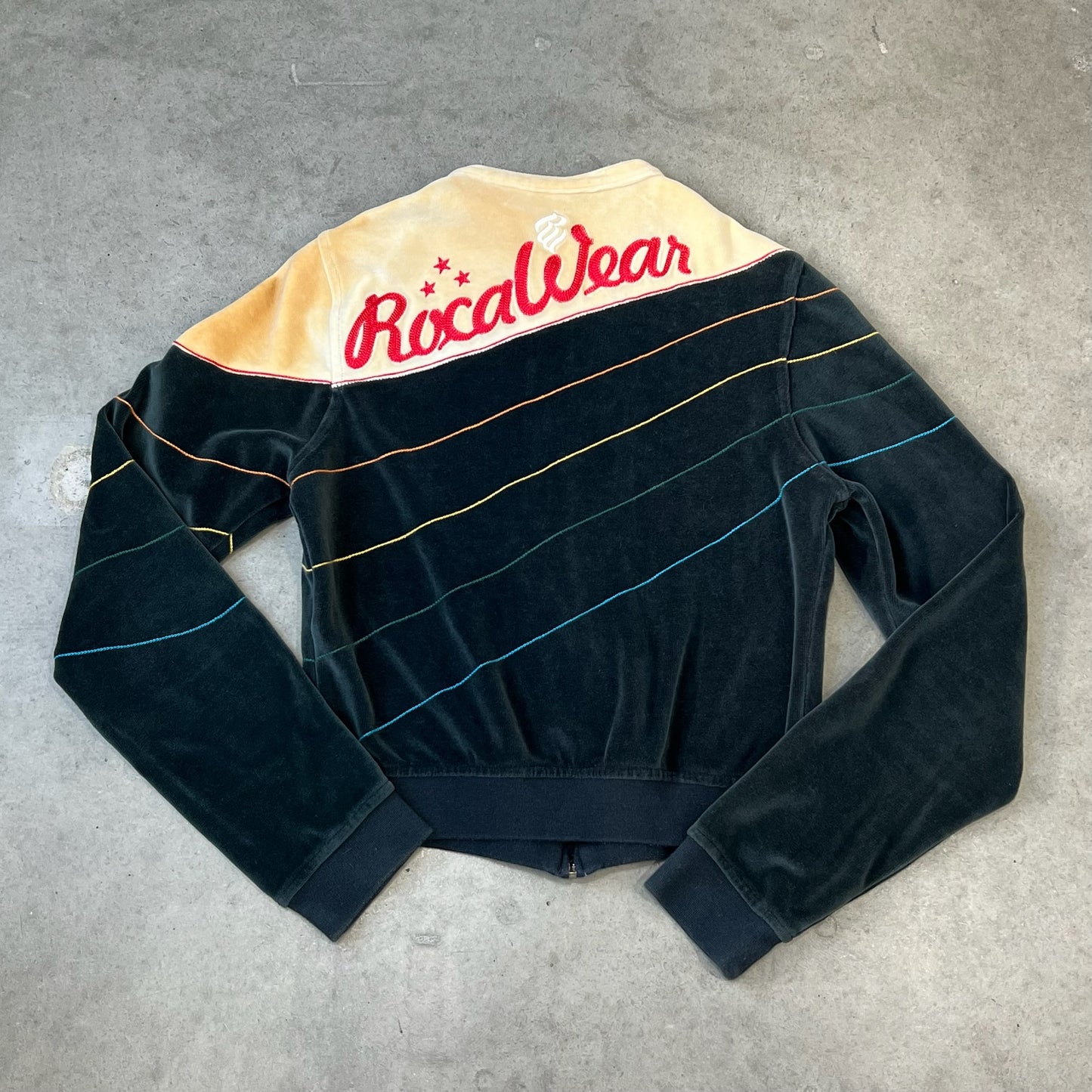Vintage Design Zip Top
