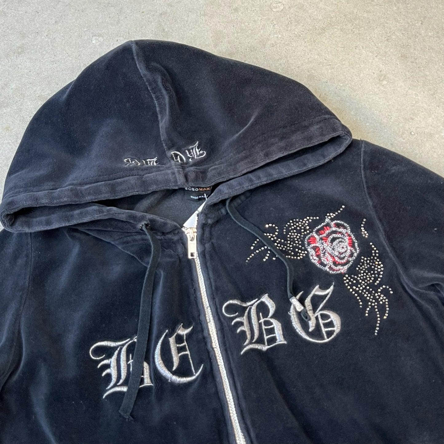 Vintage Design Zip Top