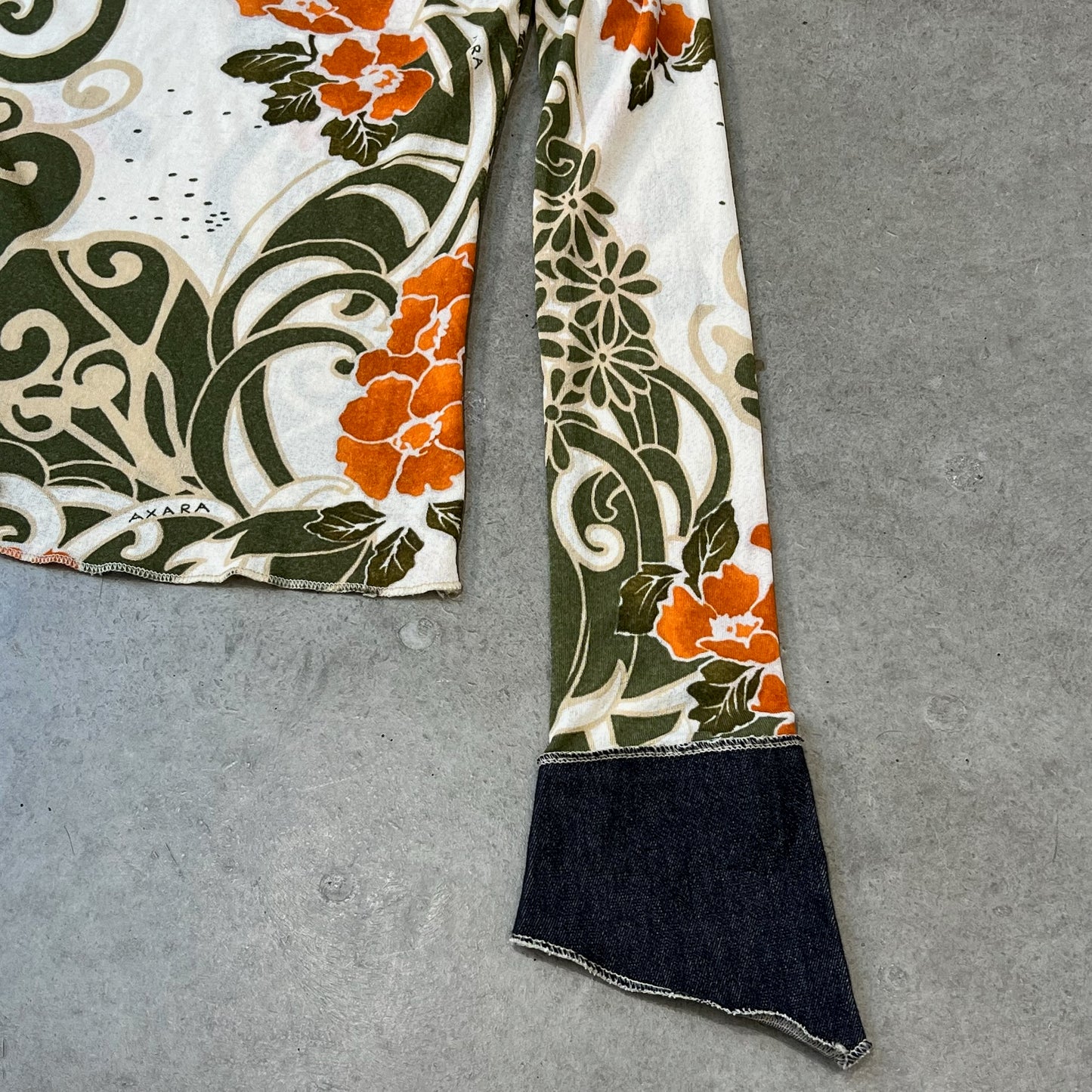 Vintage Design Top