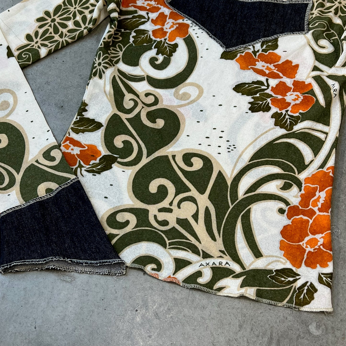 Vintage Design Top