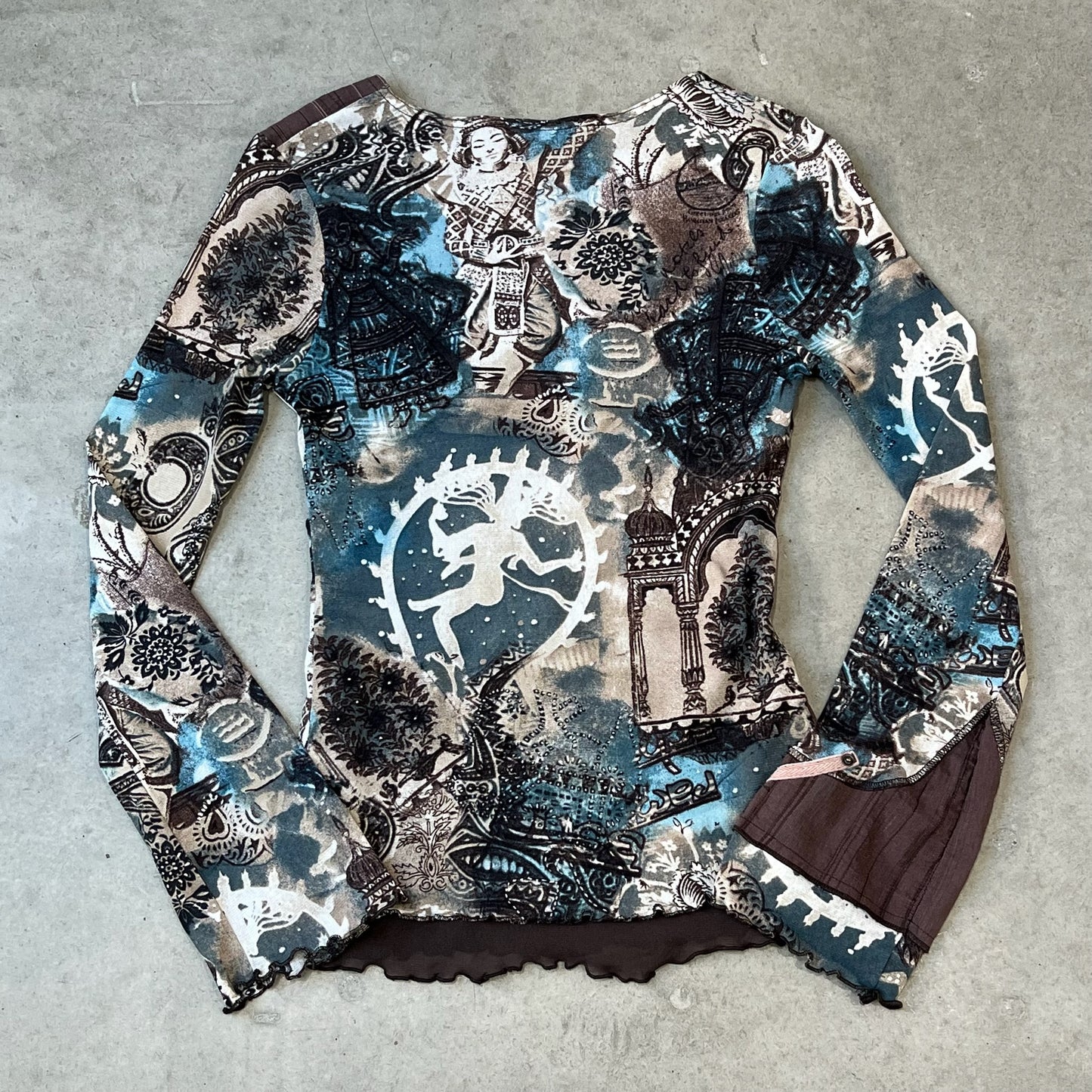 Vintage Design Top
