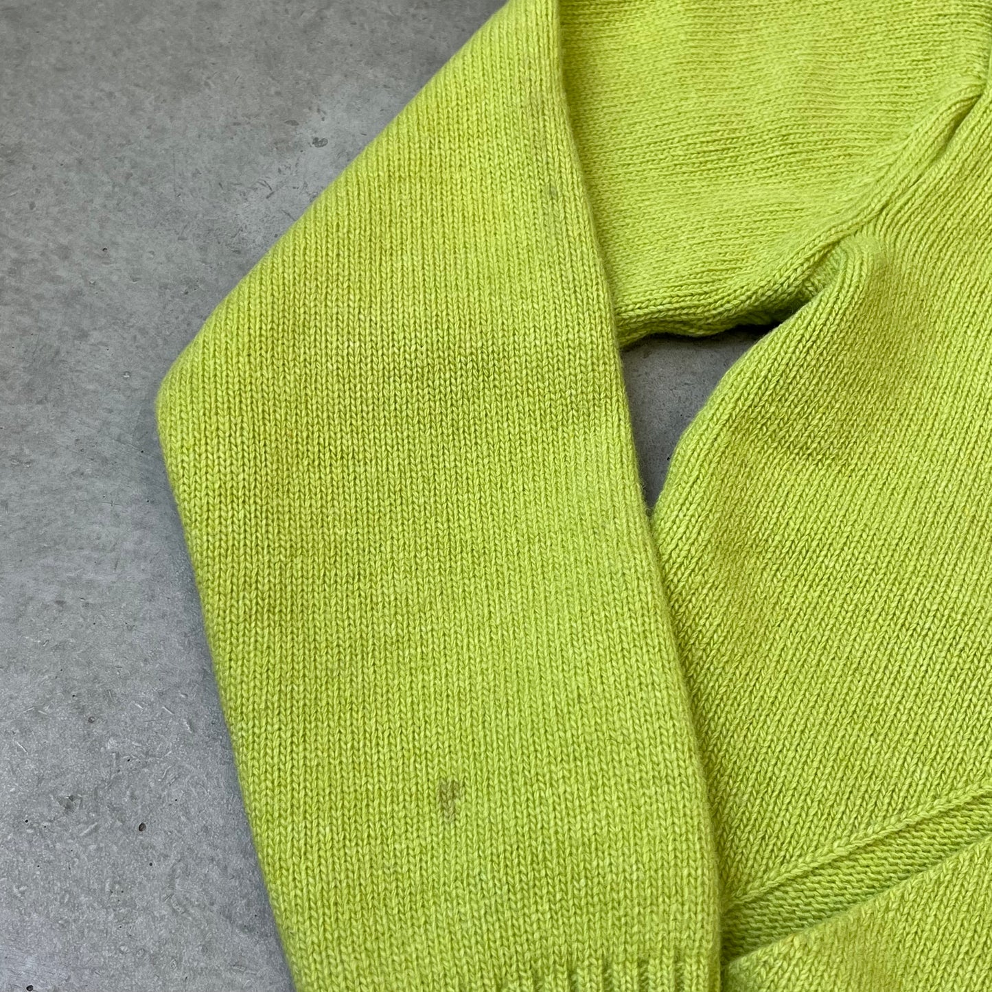 Vintage Design Zip Top