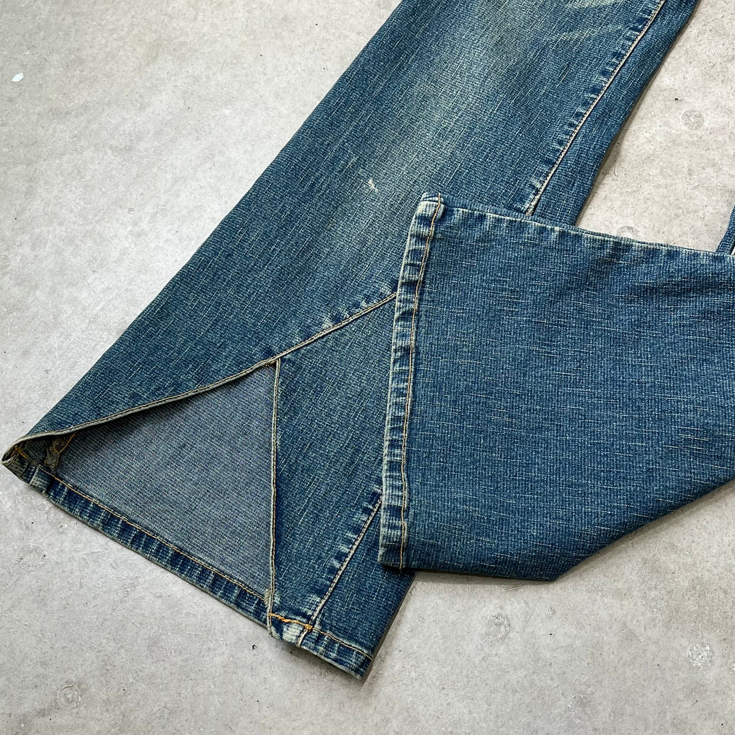 Vintage Deign Flare Pants