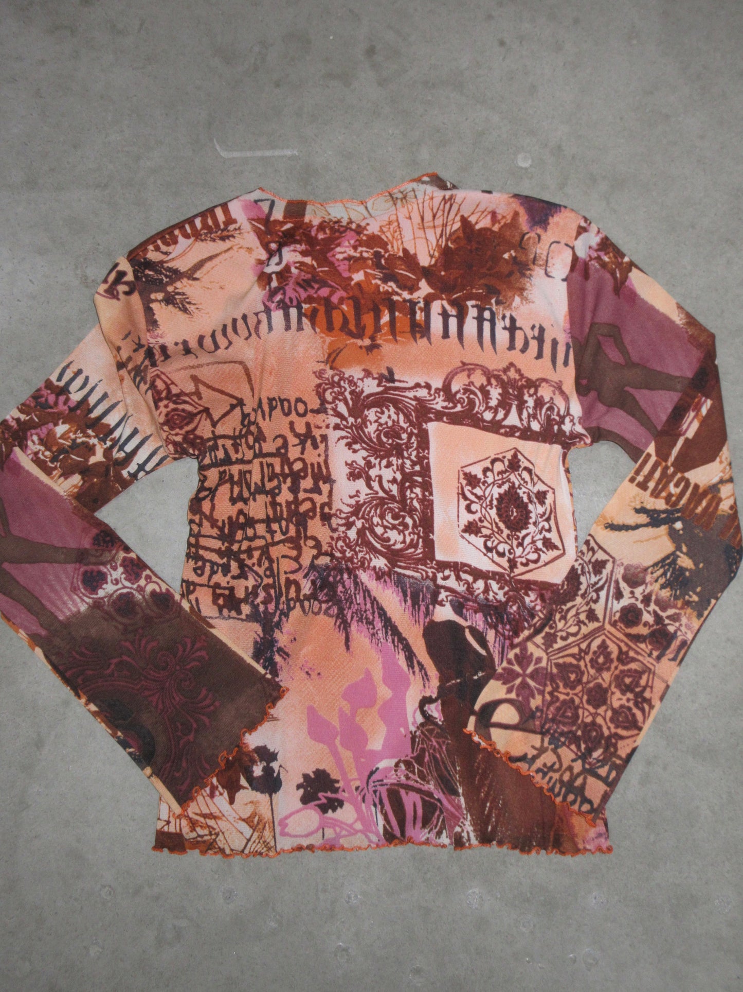 Vintage Design Top