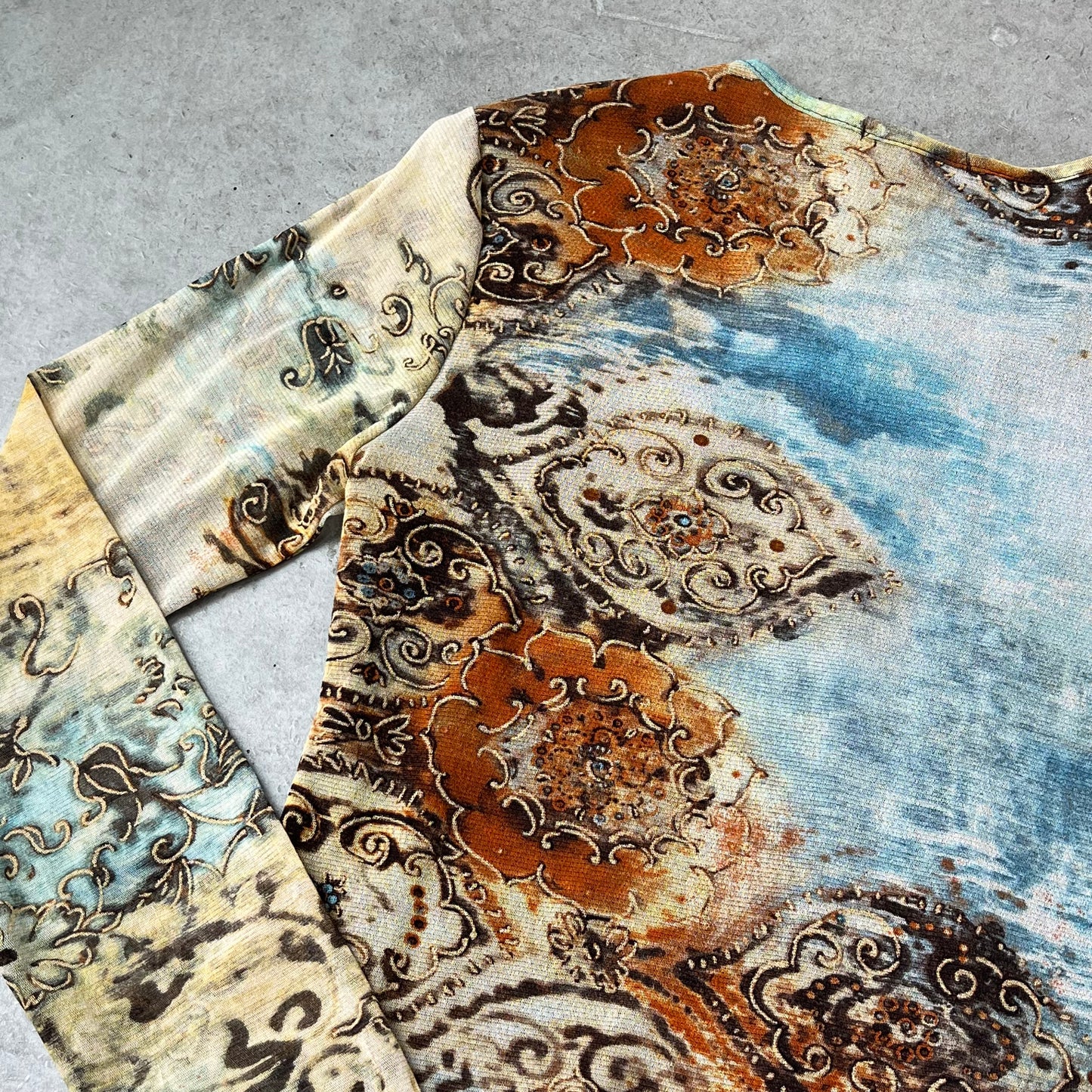 Vintage Design Top