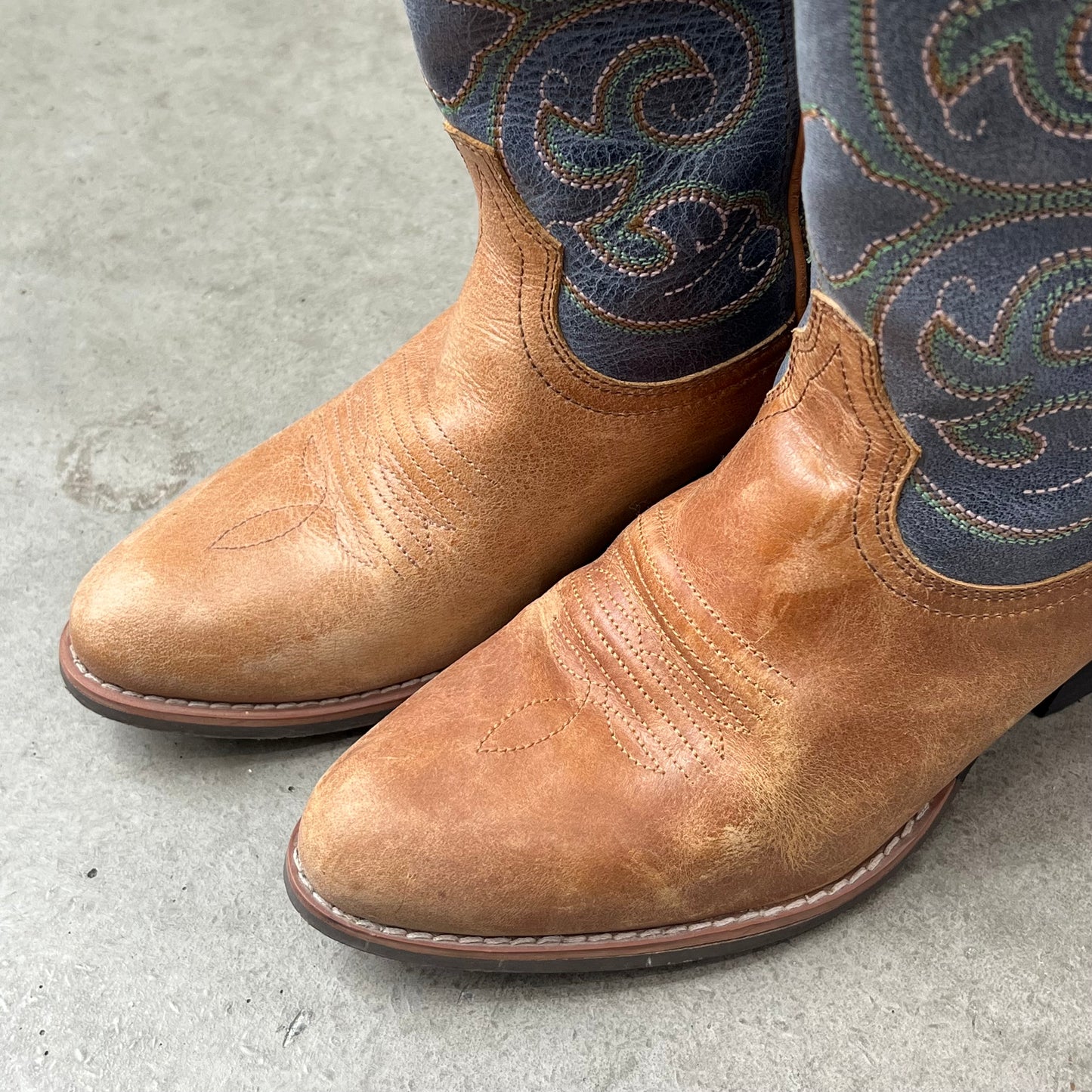Vintage Design Western Boots