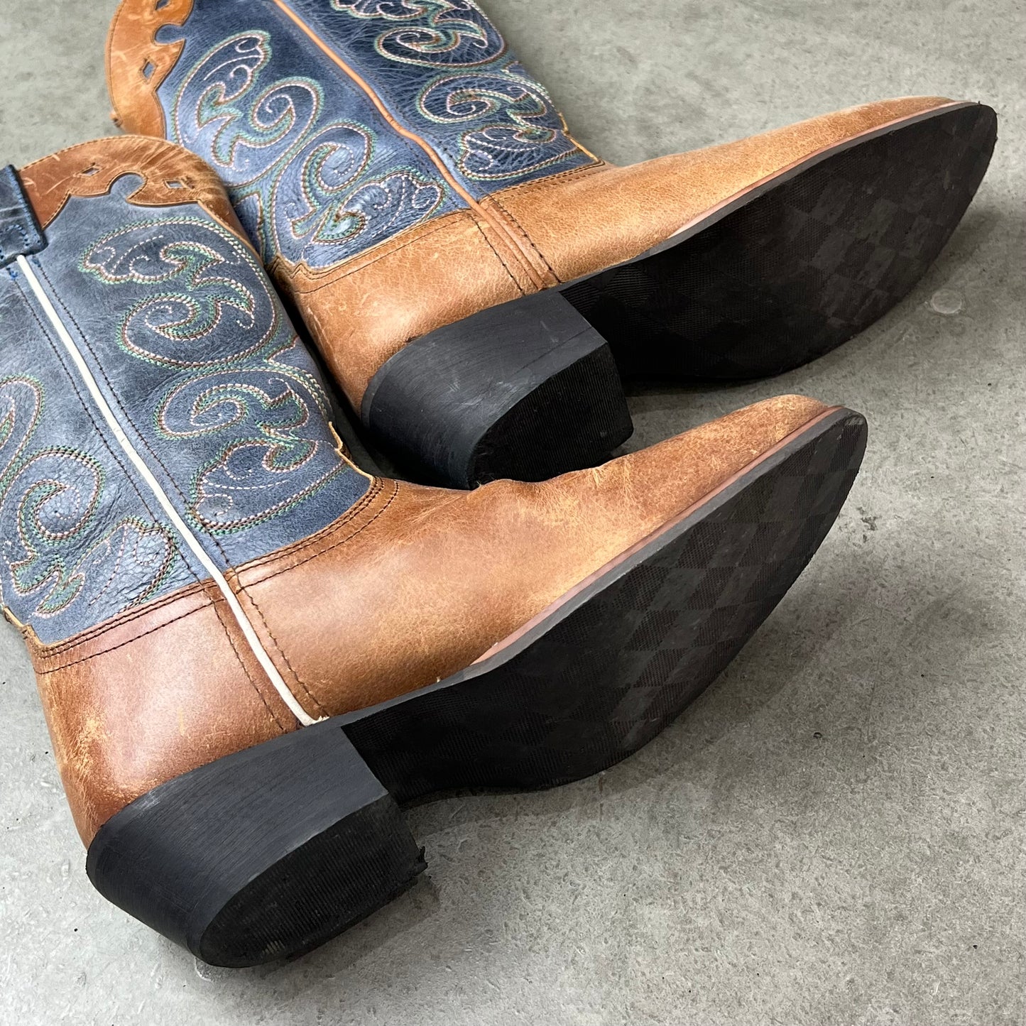 Vintage Design Western Boots