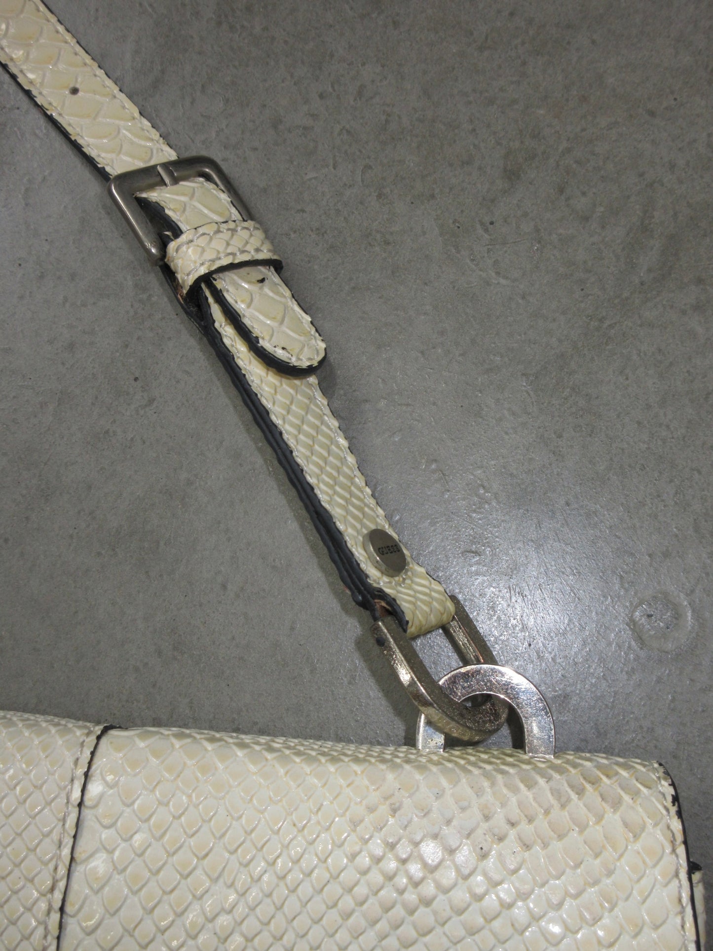 Guess Vintage Design Bag