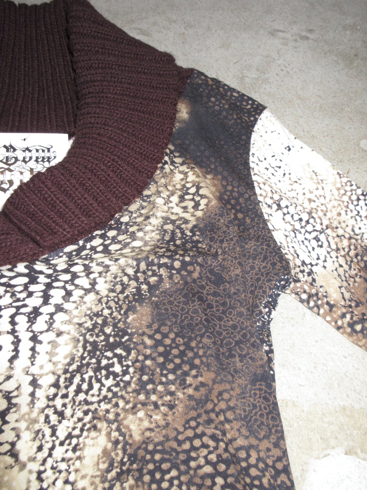 Vintage Design Top