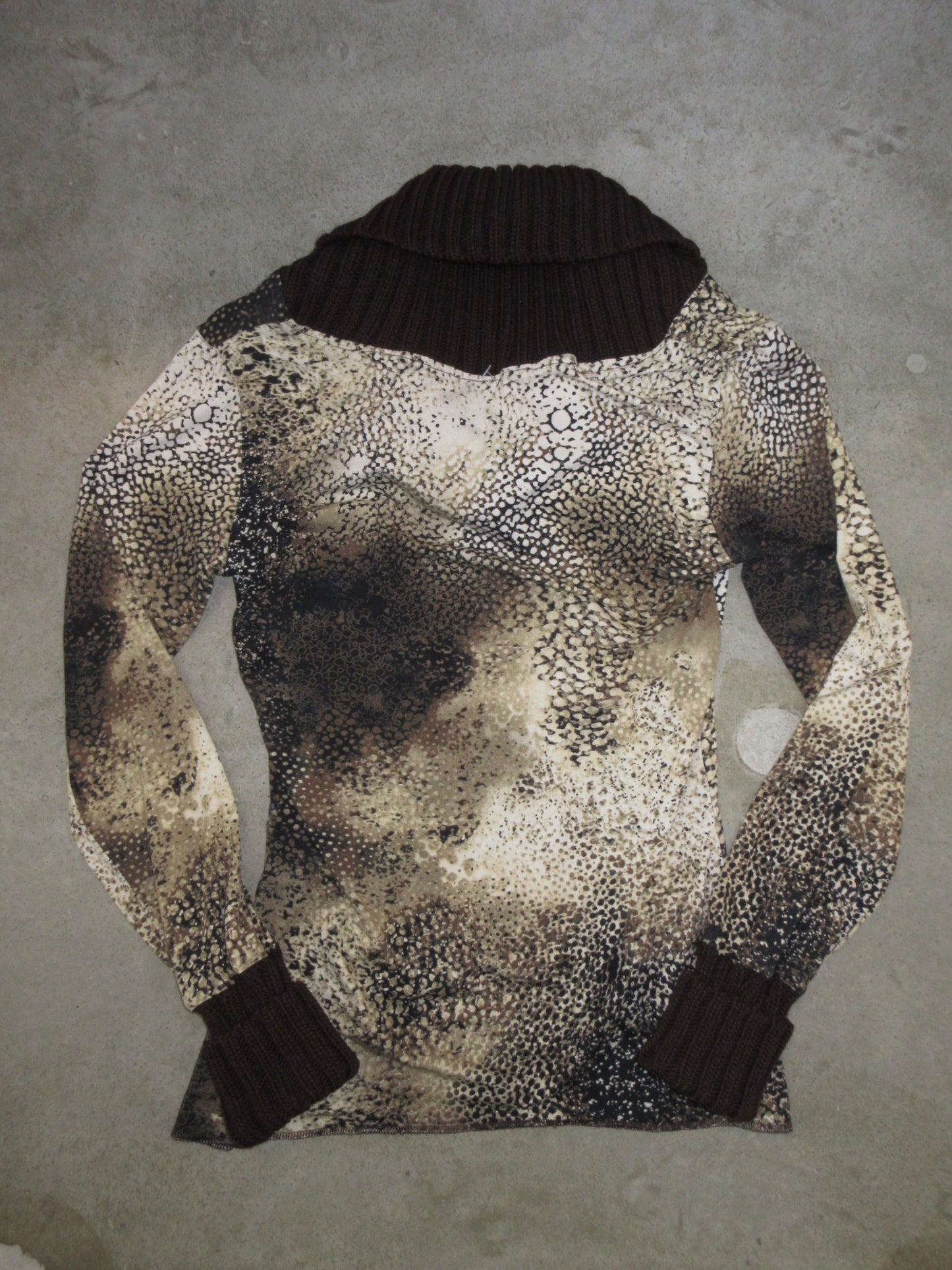 Vintage Design Top
