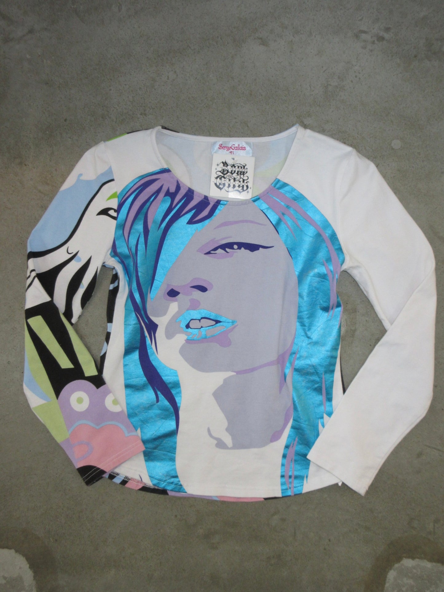 Vintage Design Top