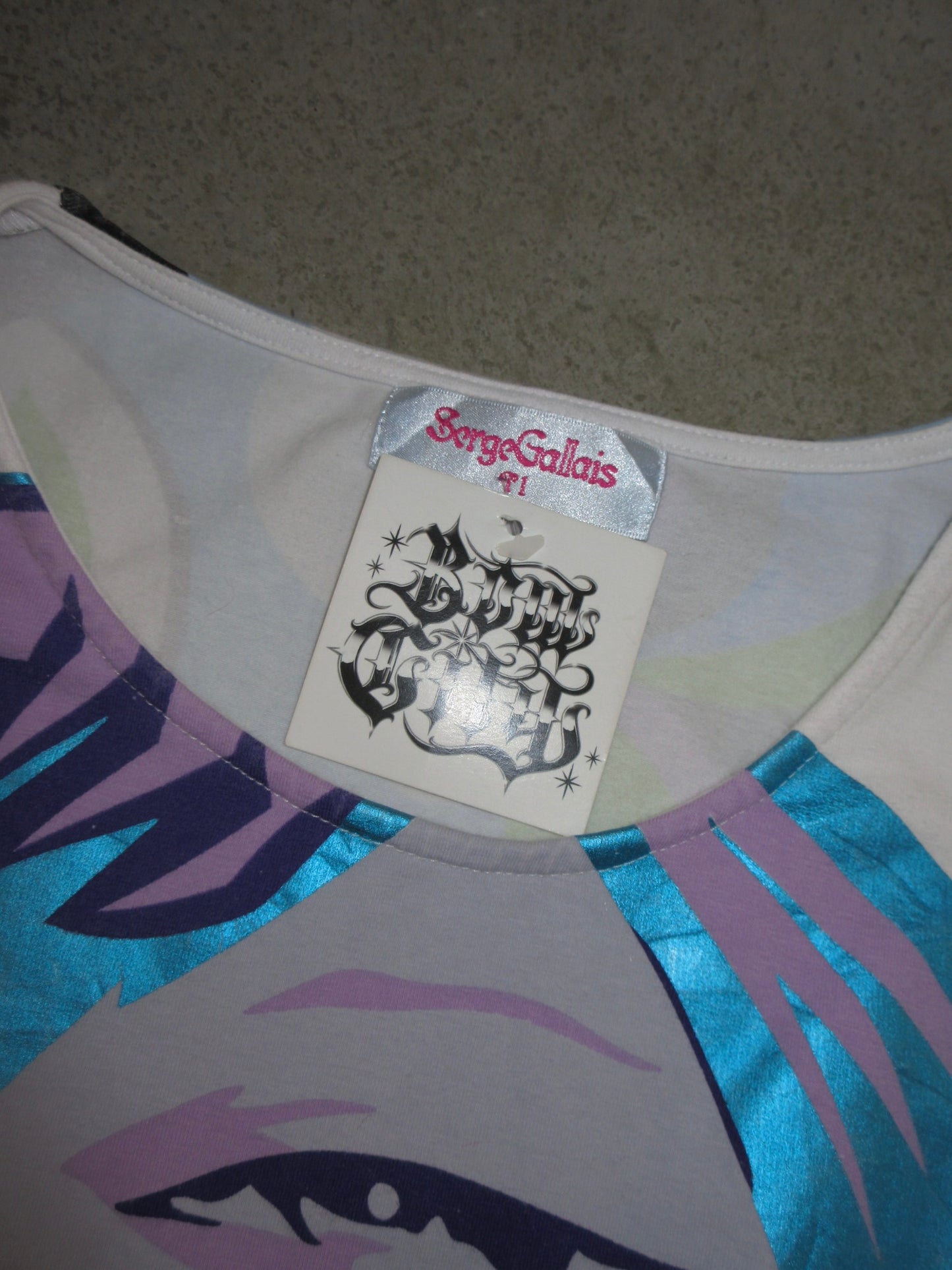 Vintage Design Top