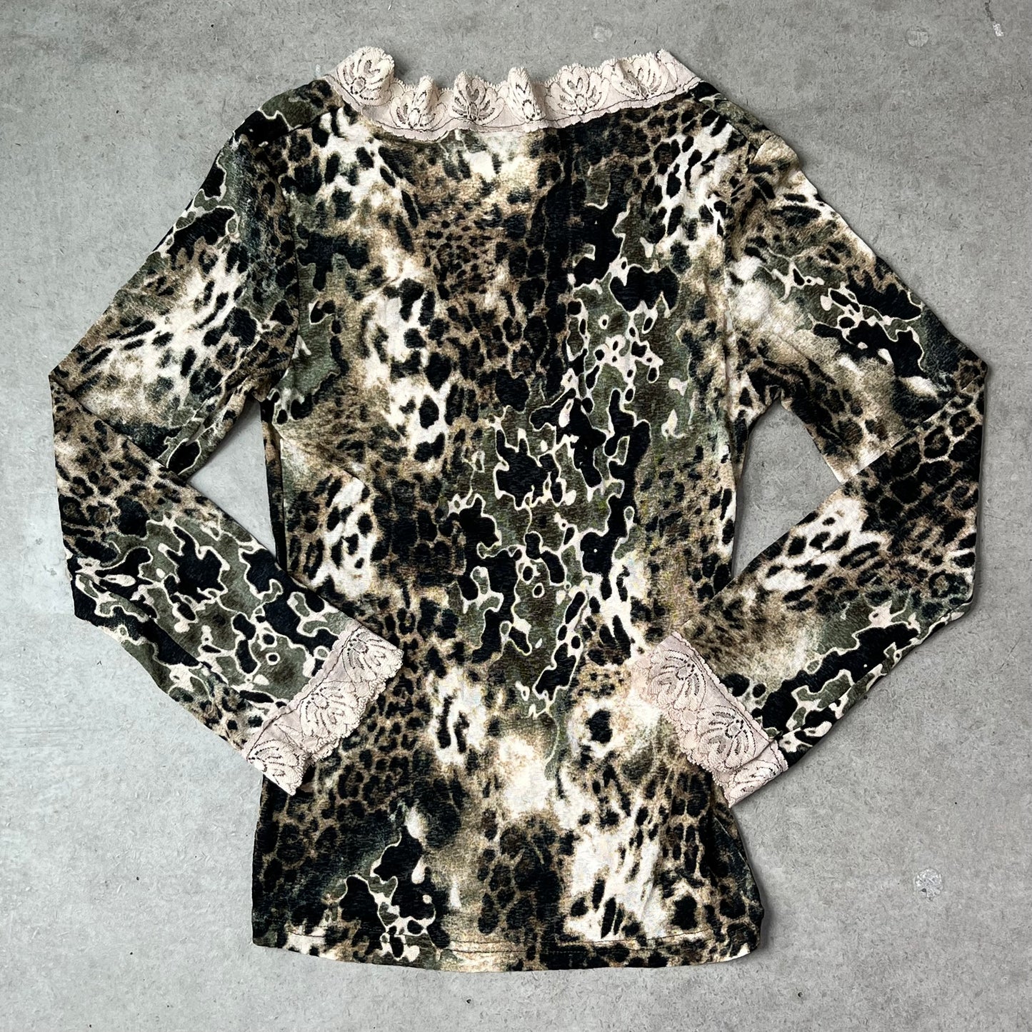 Vintage Design Top