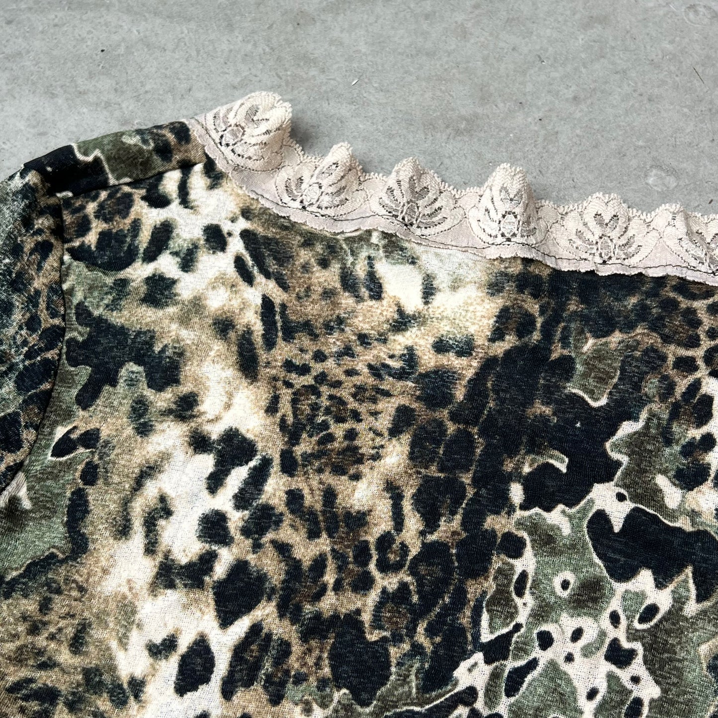 Vintage Design Top