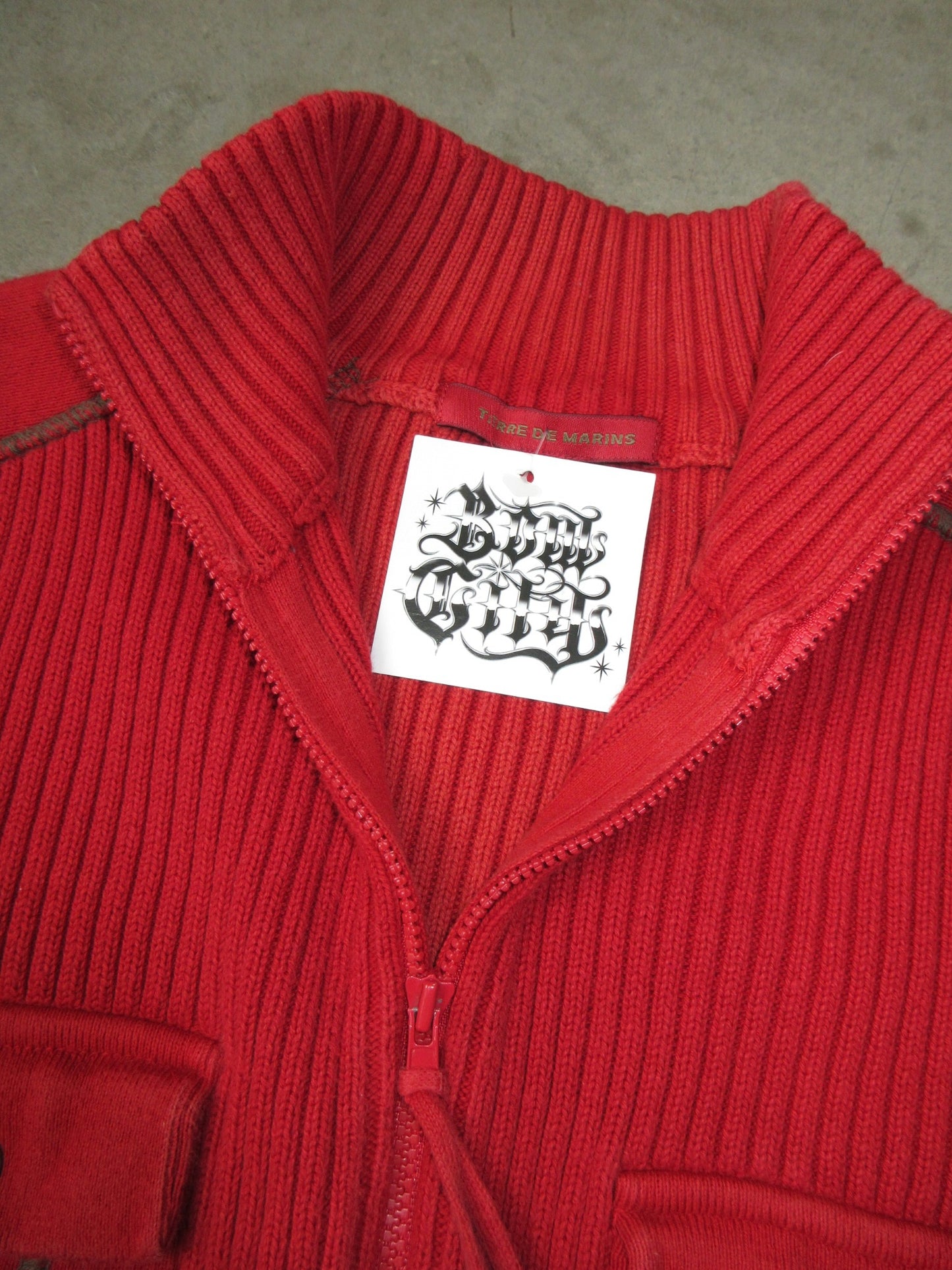 Vintage Design Zip Top