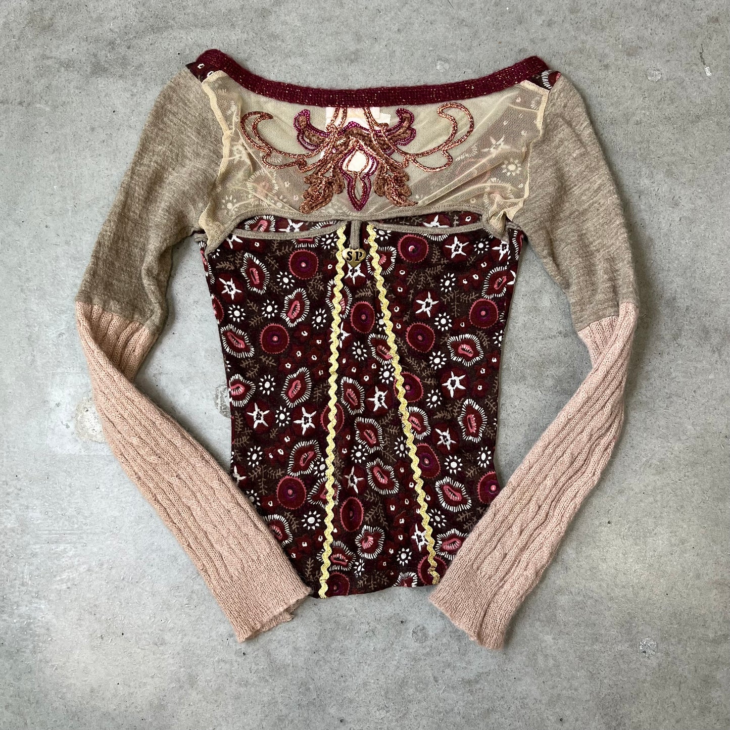Vintage Design Top