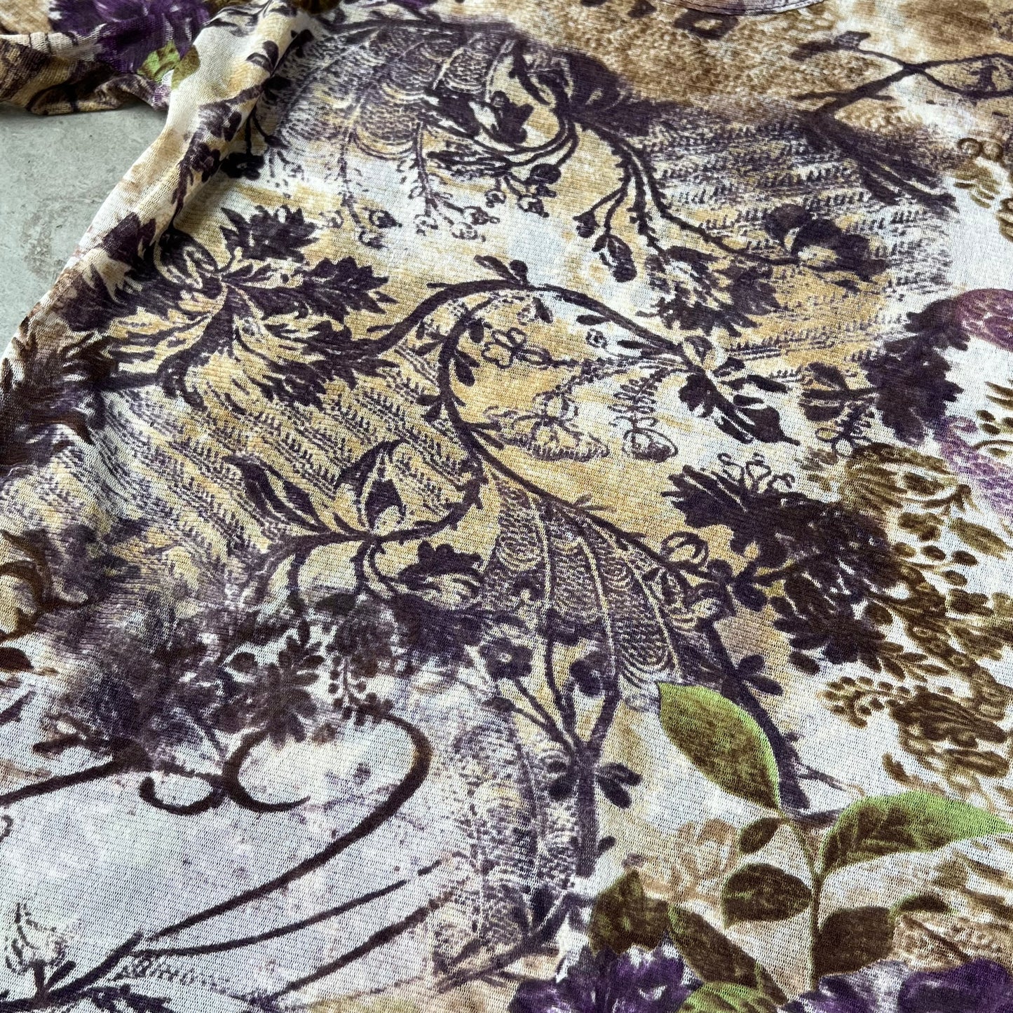 Vintage Design Top