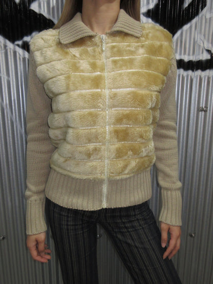 Vintage Design Zip Top