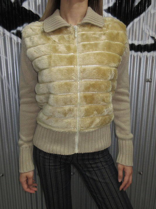 Vintage Design Zip Top