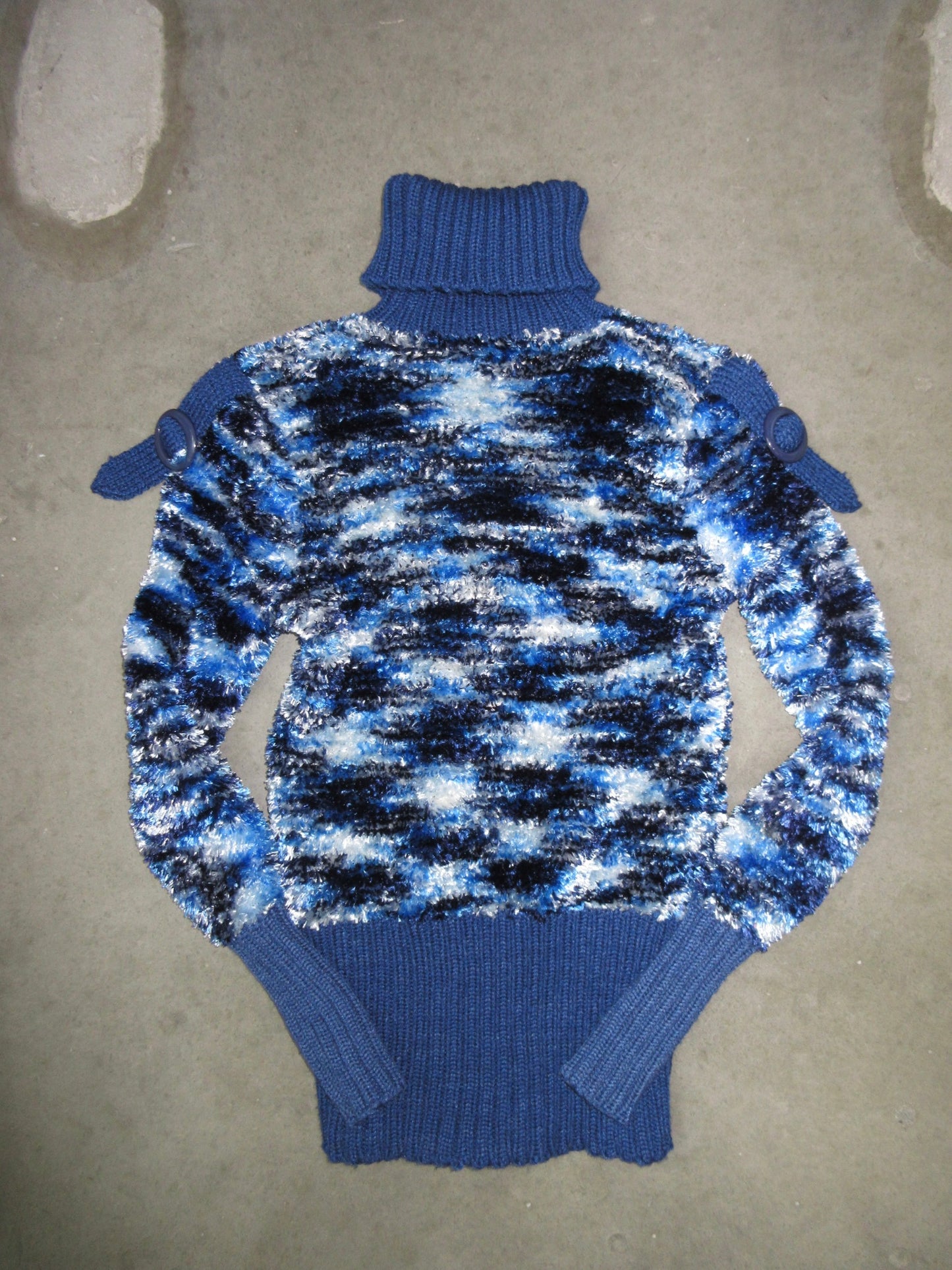 Vintage Design Top