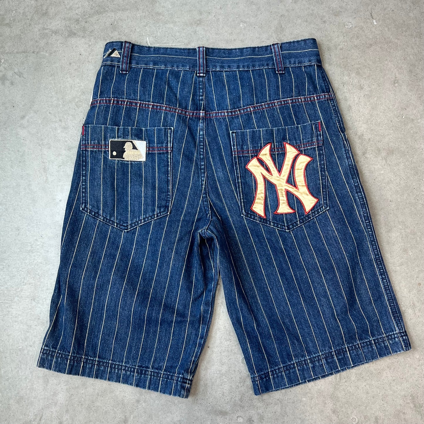 Vintage Design Jorts