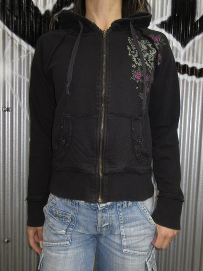 Vintage Design Zip Top
