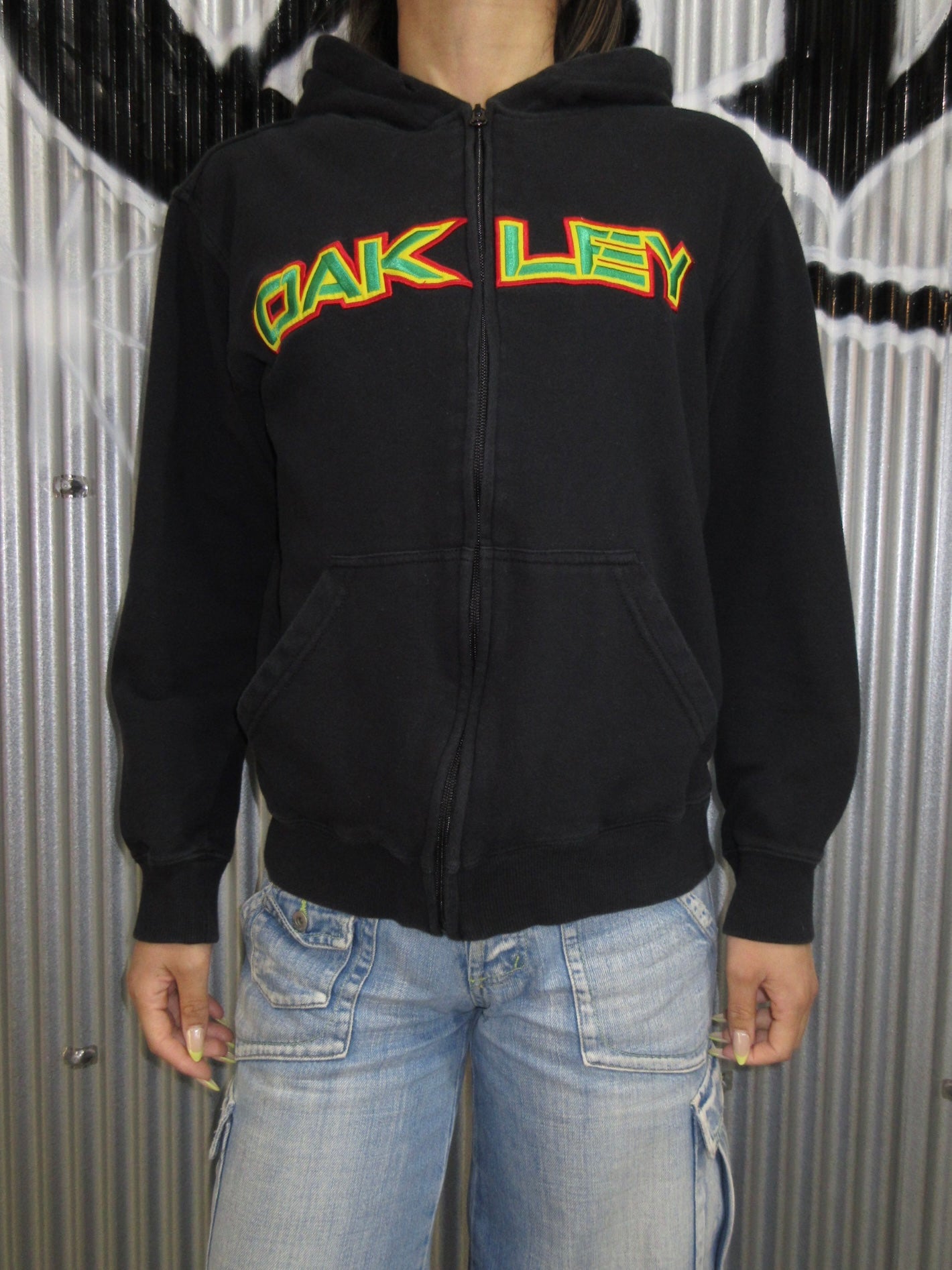 Vintage Design Zip Top