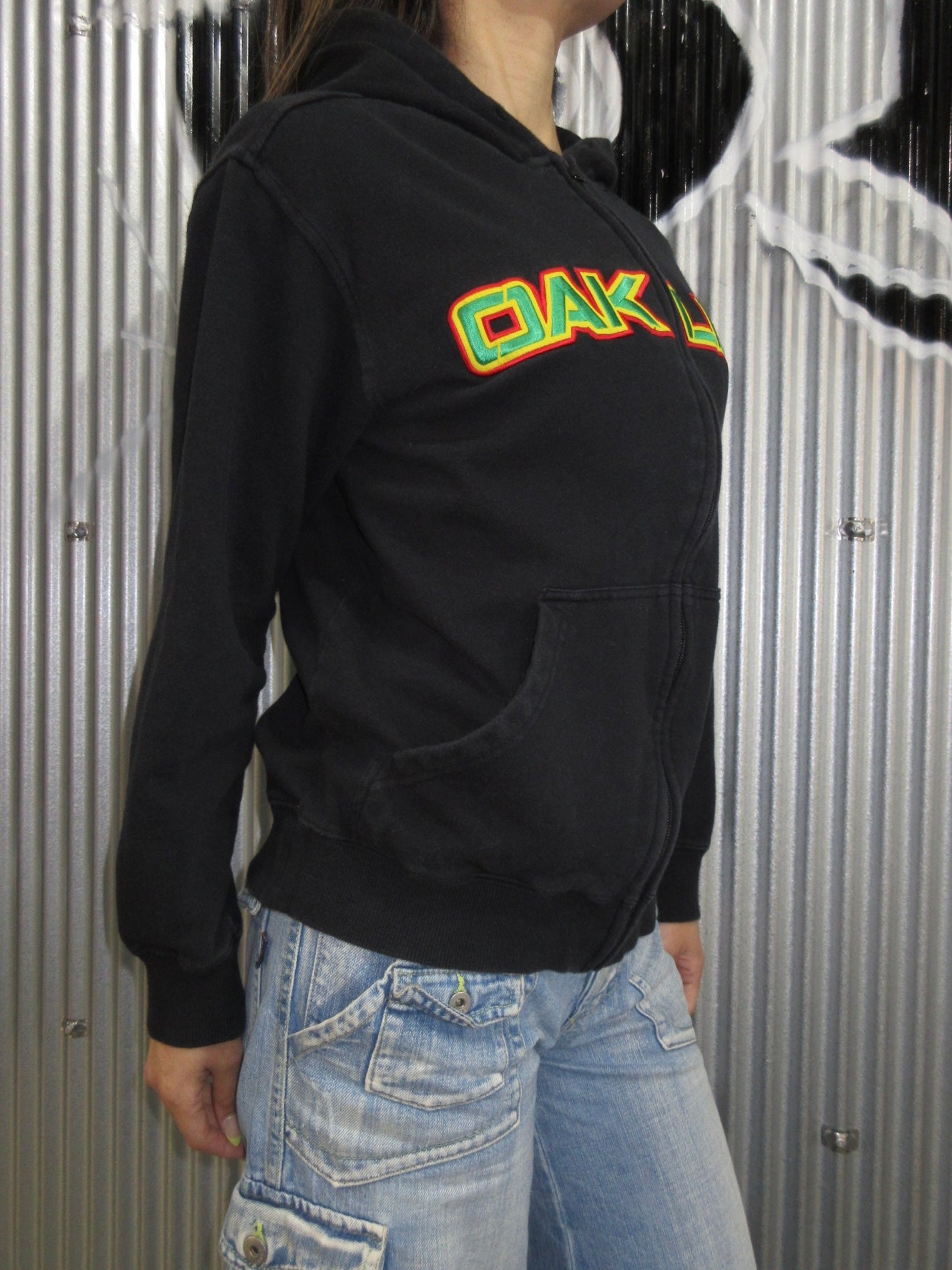 Vintage Design Zip Top
