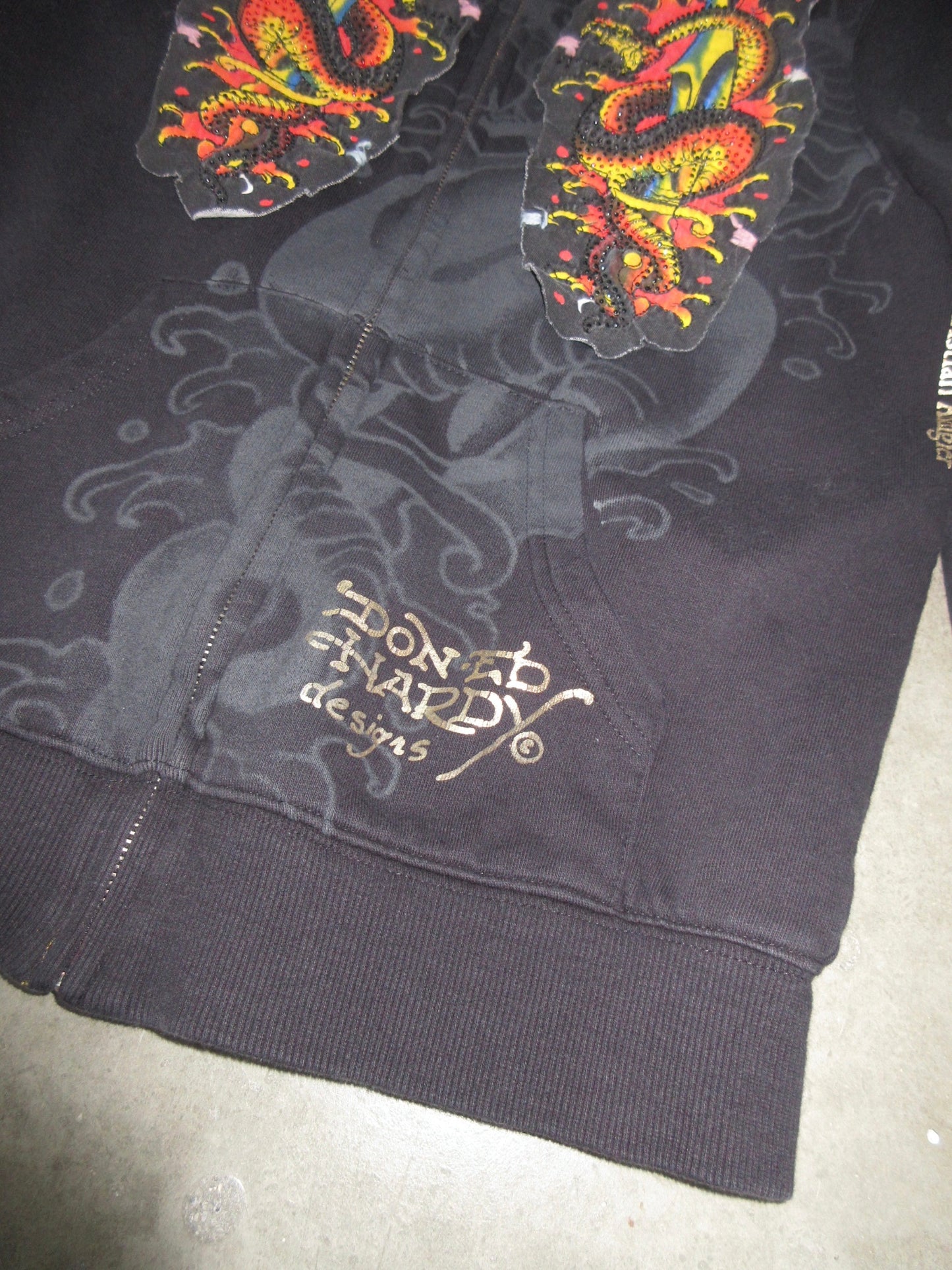Ed Hardy Vintage Design Zip Top