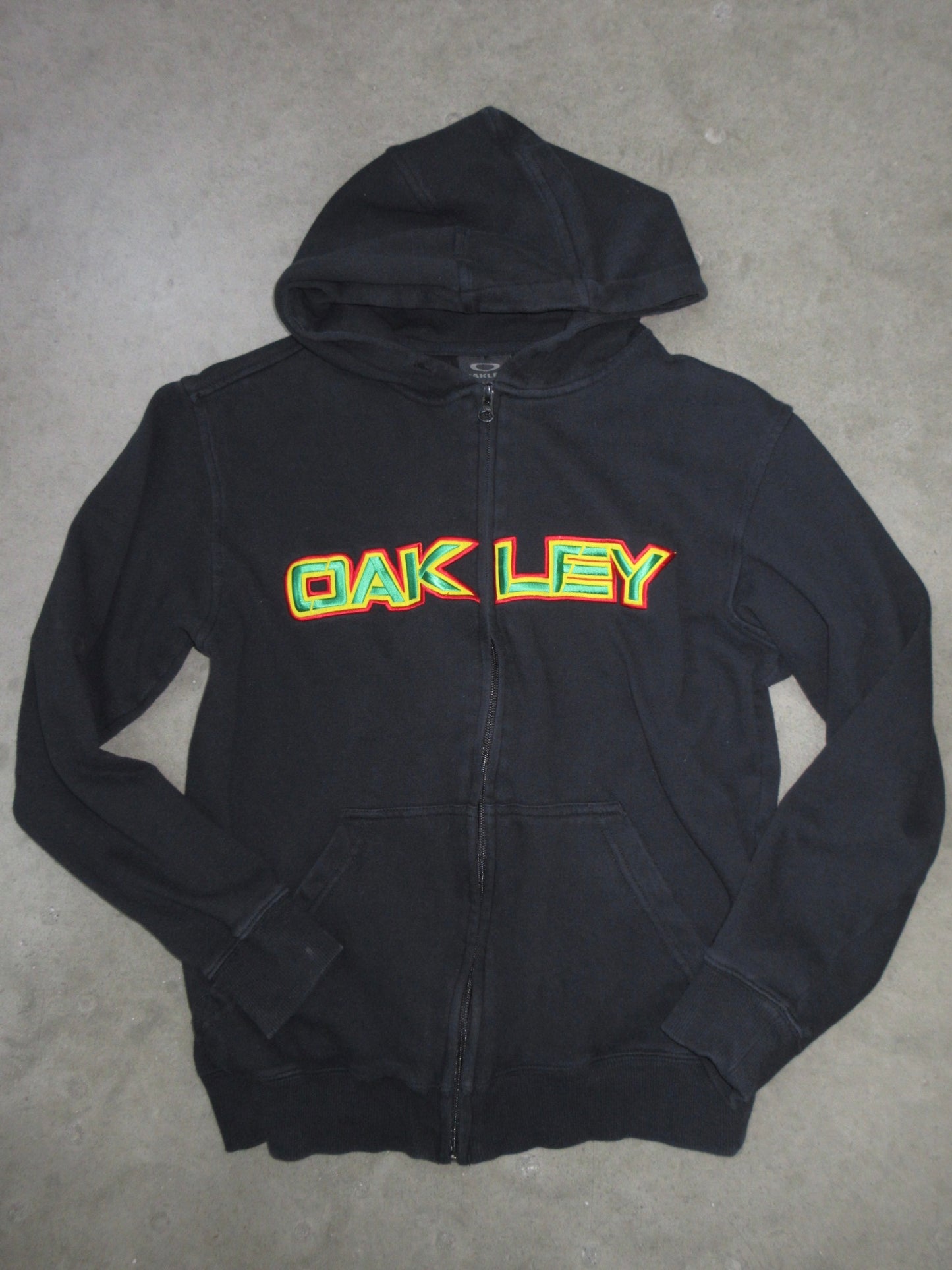 Vintage Design Zip Top