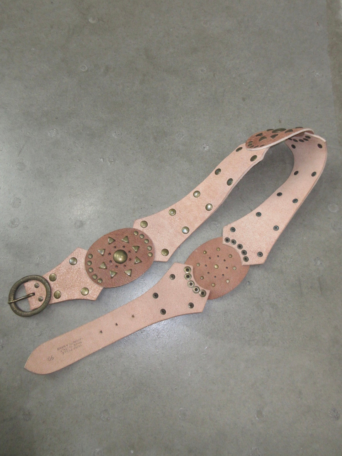 Vintage Design Belt