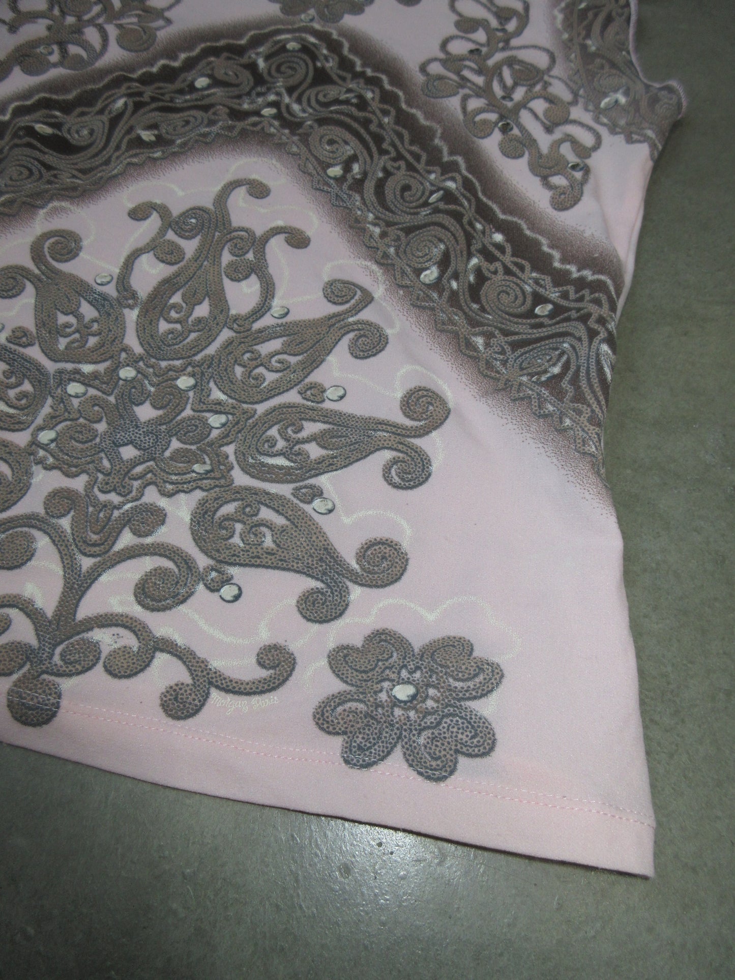 Vintage Design Top