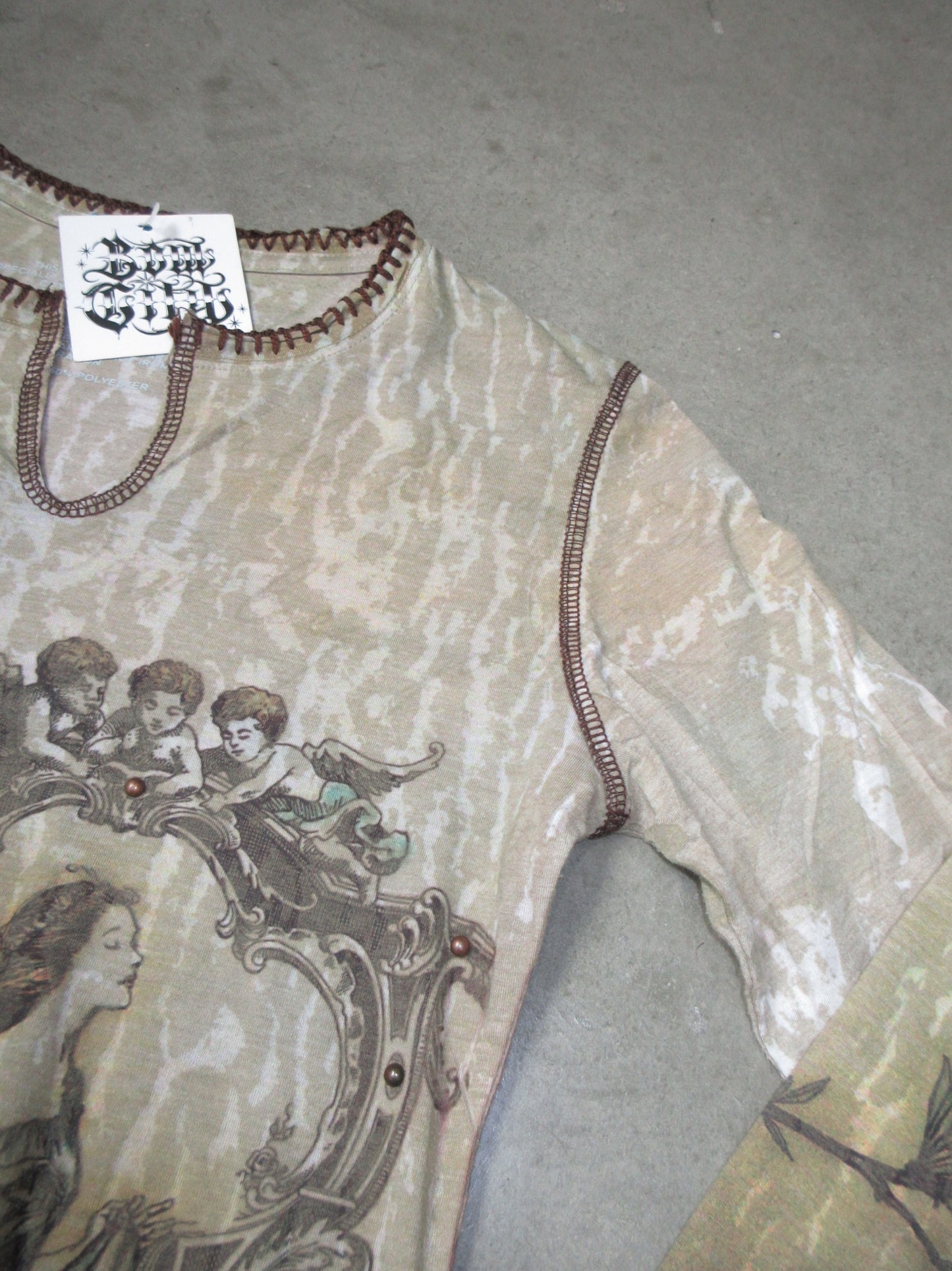 Vintage Design Top