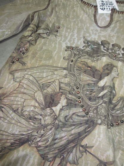 Vintage Design Top